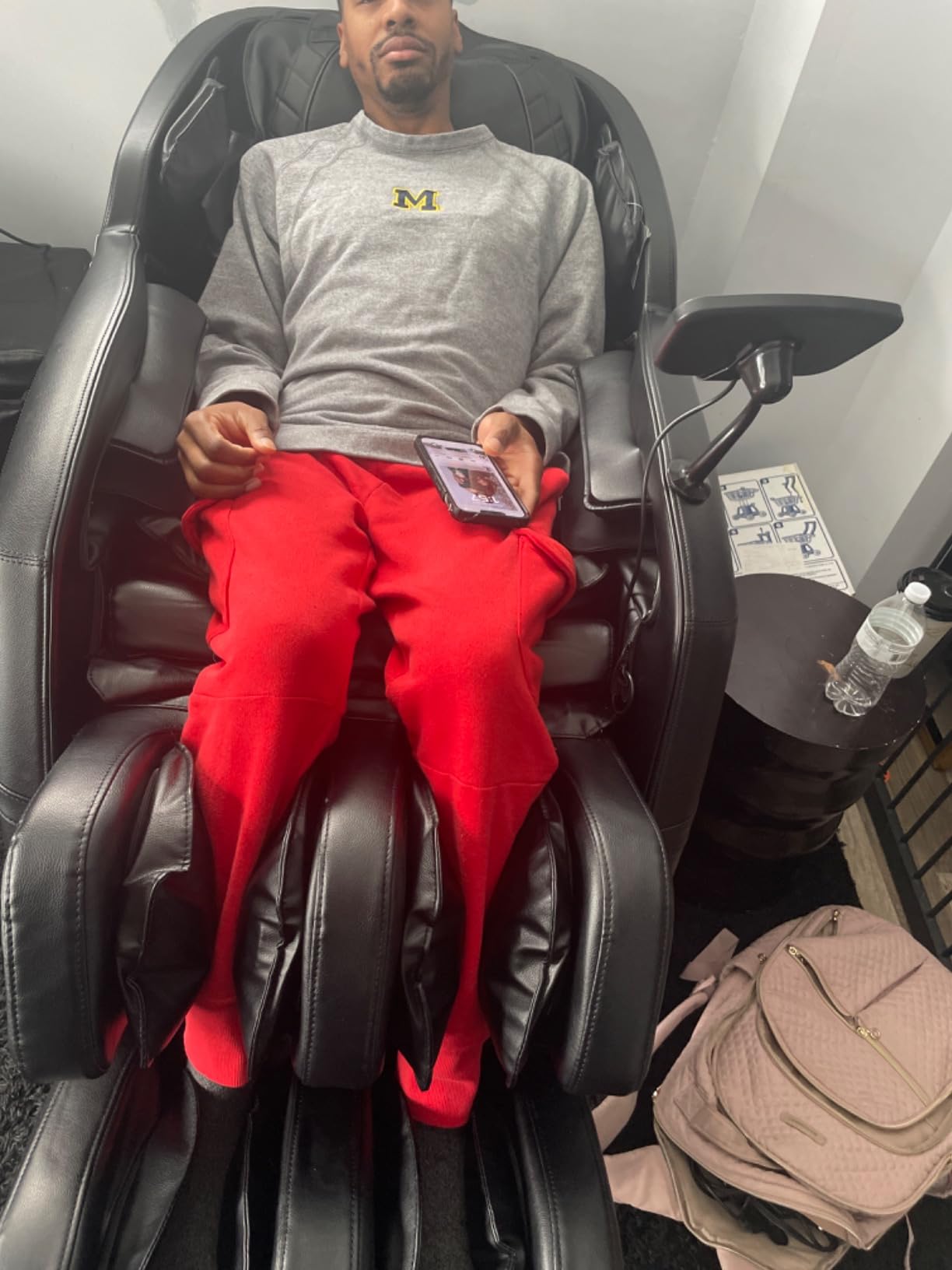 Mazzup Massage Chair Full Body with Heat, Full Body Zero Gravity Shiatsu Massage Chair, Kneading Recliner w/ 20 Auto Modes, Foot Massage, Bluetooth, USB Charging Port, Touch Screen Controller customer photo 2