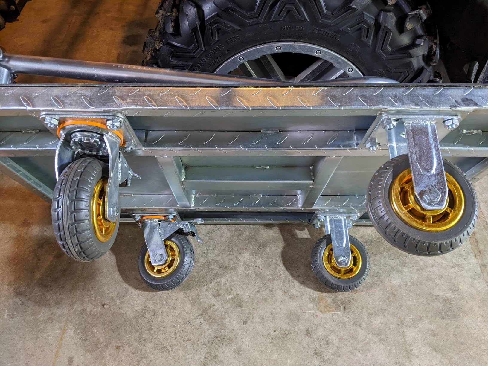 2500 lb Extra Large Platform Truck, 44