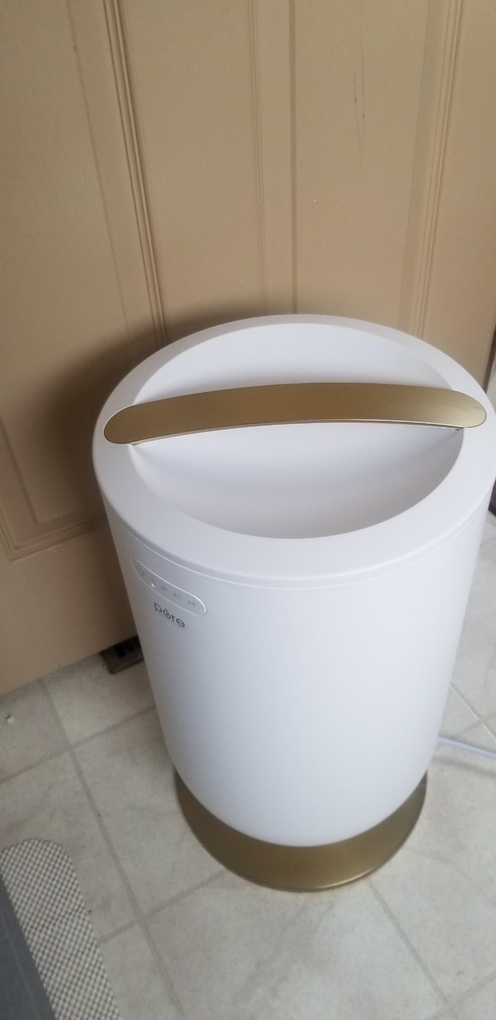 Pure Enrichment PureBliss Luxury Towel Warmer - Extra Large 20L Heats Towels, Robes, Blankets, or Clothing - Modern Bucket Design, 4 Heat Timer Settings & Auto Shut-Off (White & Brushed Gold) customer photo 2