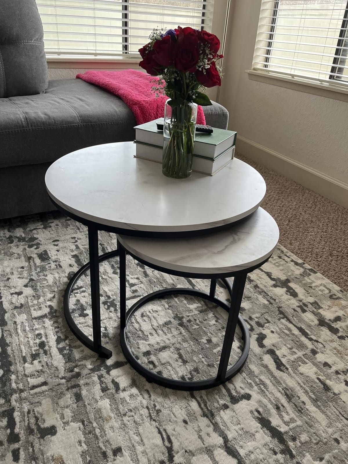 aboxoo Round Nesting Coffee Table Side Table Set of 2 End Tables for Living Room Bedroom Balcony, White Faux Marble Wooden Table Accent Coffee Table with Black Steel Frame customer photo 1