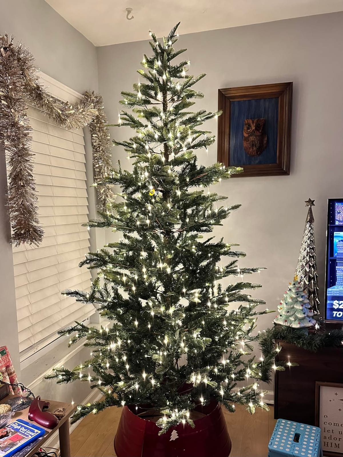 Naomi Home 9 ft Nordic Pre-Lit Christmas Tree, 1,100 Warm Lights | 2,106 tips, 1,100 warm lights and a metal stand create a realistic charming Nordic tree for festive indoor décor customer photo 2