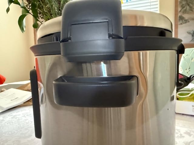 Breville Fast Slow Go Pressure Cooker BPR680BSS, Brushed Stainless Steel | Soup, stock, meat, stew, steam, sauté, legumes, rice/grains, risotto, yogurt, reduce, and sous vide | 6 qt capacity customer photo 1