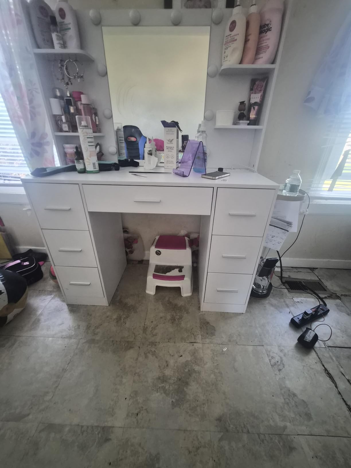 Quimoo Large Vanity Desk with LED Lighted Mirror & Power Outlet, Makeup Vanity Table with 7 Drawers, 4 Shelves and 5 Hooks, Vanity Table, Vanity Desk Set for Bedroom, Bathroom, White customer photo 2