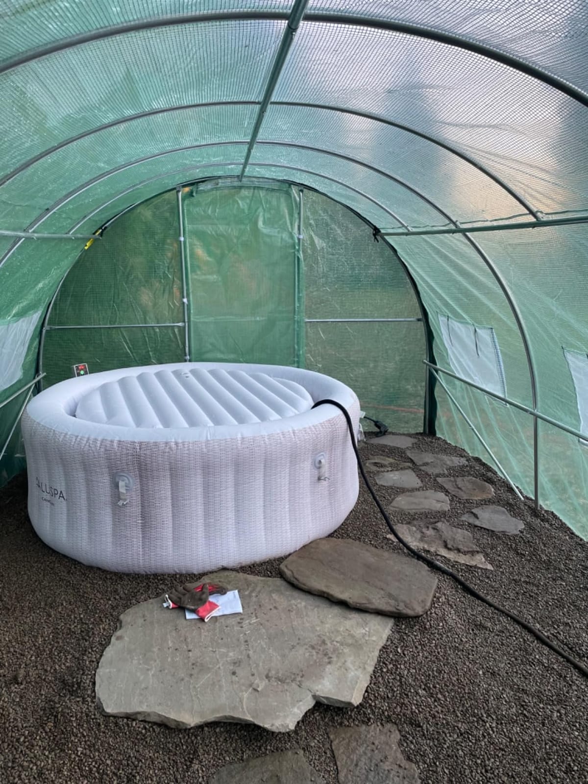 Bestway SaluSpa Aruba Energy-Efficient AirJet 2-3 Person Inflatable Hot Tub | Portable Outdoor Spa with EnergySense Thermal Cover, Freeze Shield Technology, 110 Bubble Jets, 67
