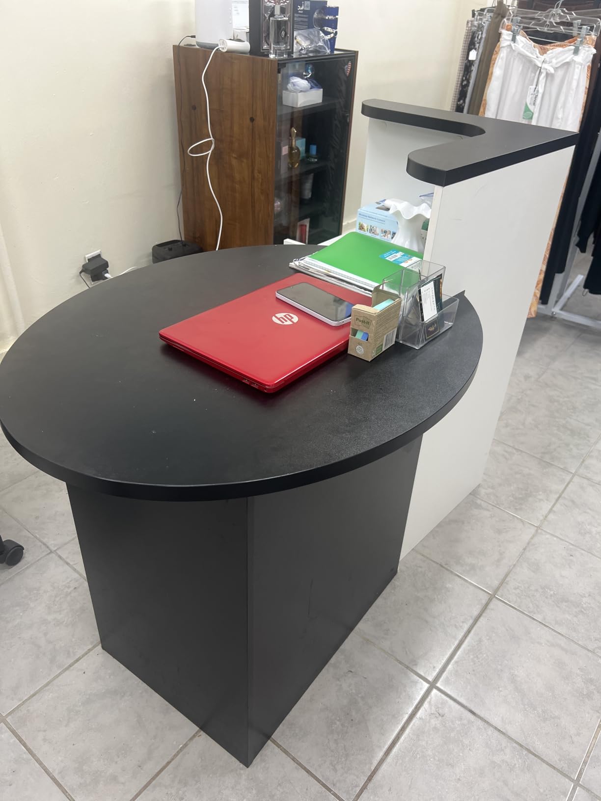 Tangkula Reception Desk, Front Counter Desk with Lockable Drawer & Adjustable Shelf, Oval Desktop, Retail Counter for Checkout, Computer Workstation for Salon Lobby Office, Home Office Desk customer photo 2