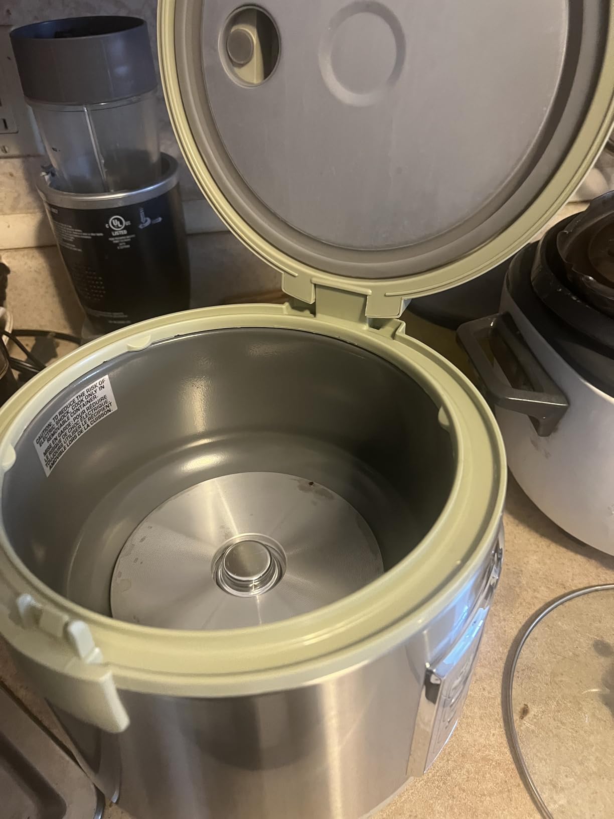 Starfrit Low Carb Rice Cooker, 14 Cups, 7 Functions, 500W, Beige and Silver | Low-carb cooking. 14-cup capacity. 7 preset functions. Steam basket included. Ideal for rice, slow cooking & steaming. customer photo 1