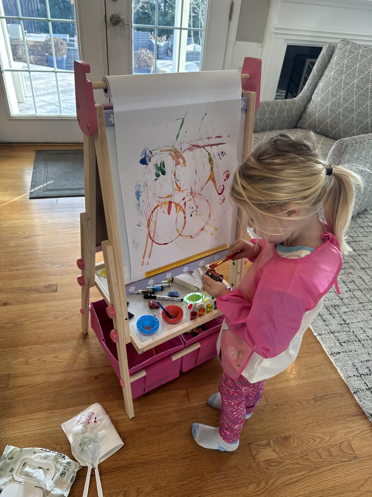 Kids Easel Including 100+ Accessories, Rundad Double Sided Wooden Easel for Kids Age 3-8 with Magnetic Chalkboard & Painting Board, Free Height Adjustable Art Easel Supplies for Toddlers customer photo 1