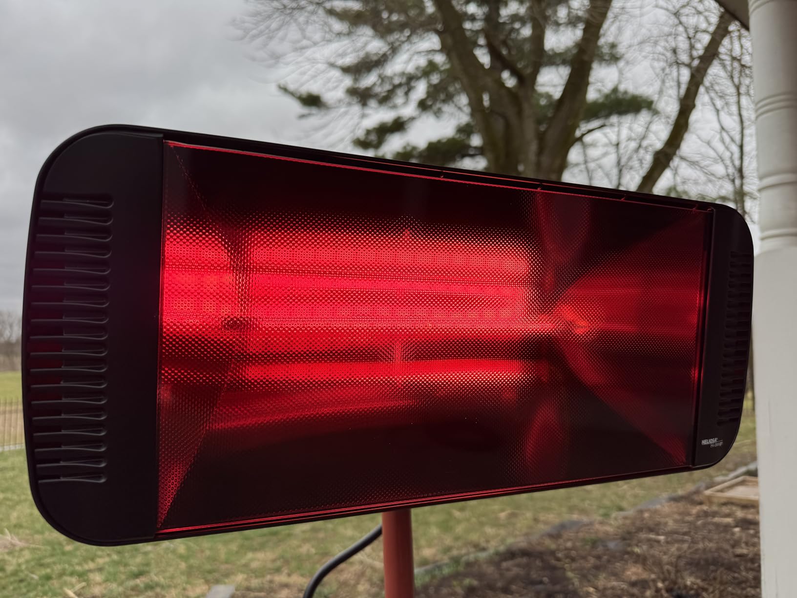 Professional Electric Infrared Outdoor Patio Heater, Wall Mounted, Comes with 6' 120V Plug-in Cord, Water Resistant for Residential and Commercial Use customer photo 2