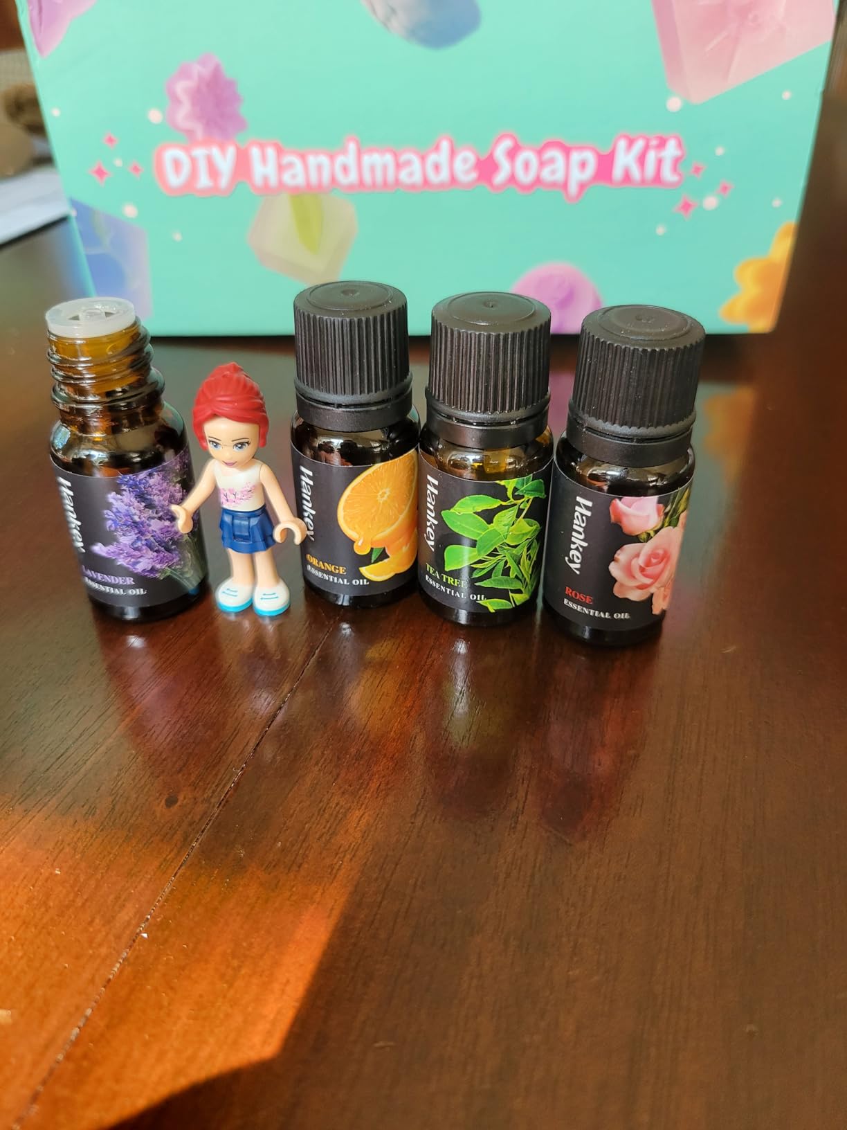 Basic Soap Making Kit with 2 lb Base, Molds, Oils & Pigments - 2lb glycerin base, silicone molds, dried flowers, essential oils & dyes. Complete DIY craft kit for beginners customer photo 2