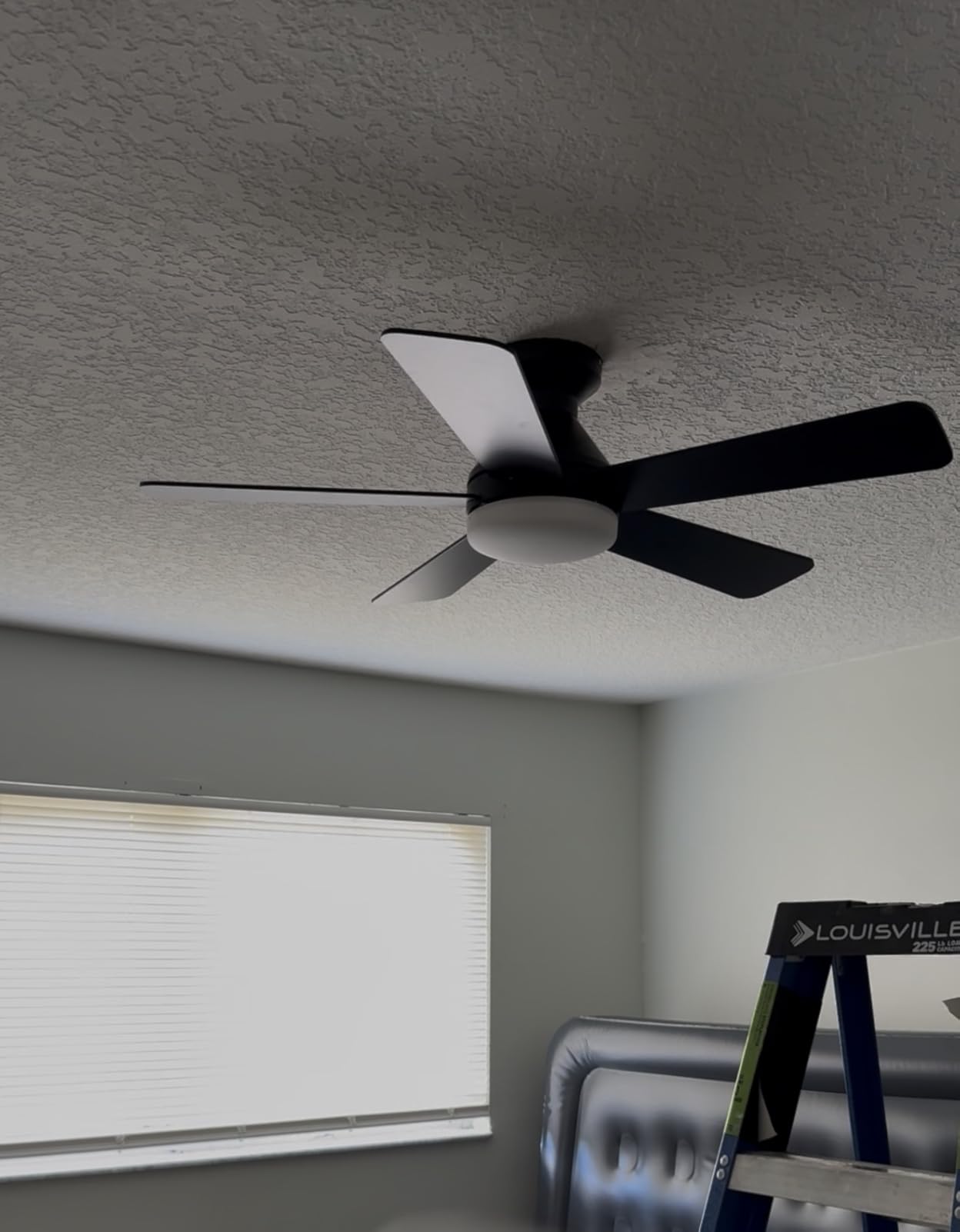 addlon Ceiling Fans with Lights, 42 Inch Low Profile Ceiling Fan with Light and Remote Control, Flush Mount, Reversible, 3CCT, Dimmable, Quiet, Black Small Ceiling Fan for Bedroom Indoor/Outdoor Use customer photo 2