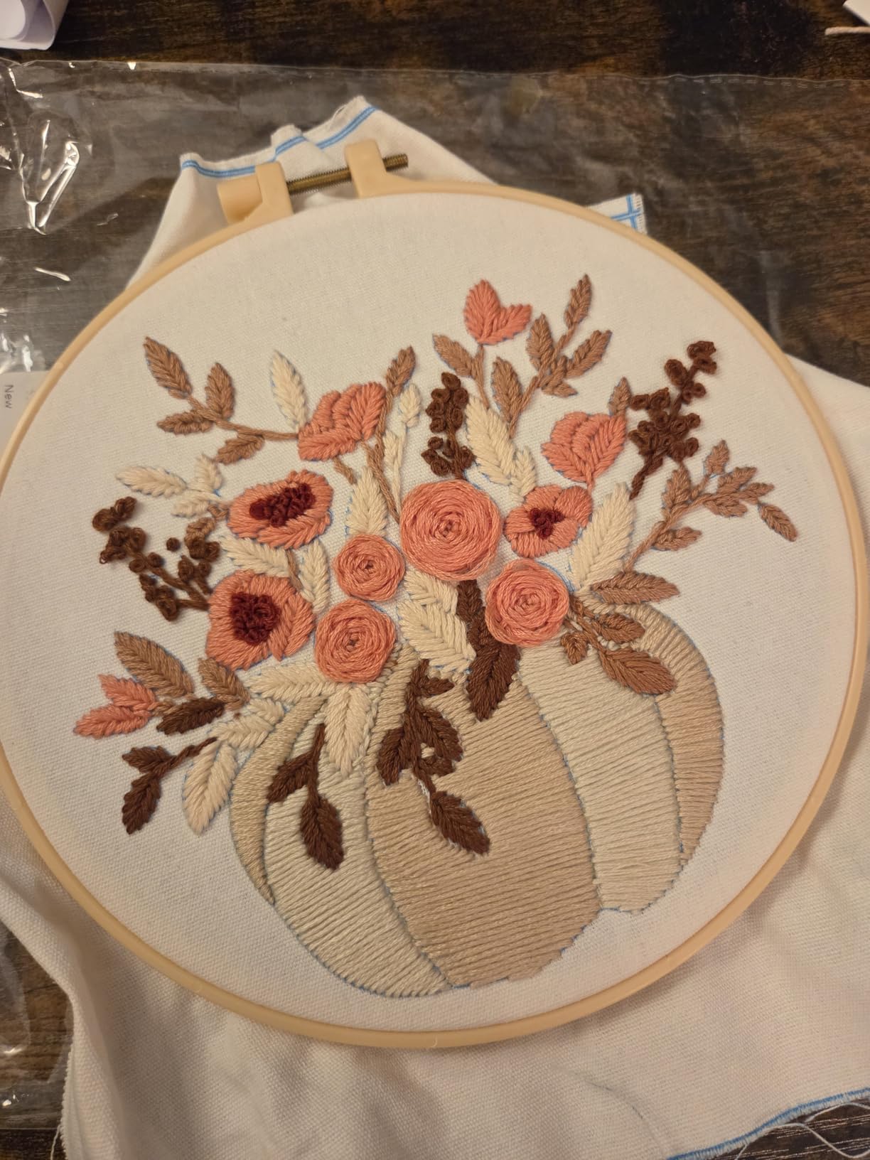 Sivilife Embroidery Kit for Beginners, 3 Sets Stamped Cross Stitch Kits for Beginner, Floral Pattern Embroidery Starter Kits for Adults with Embroidery Hoop Instructions Threads and Needles Scissors customer photo 2