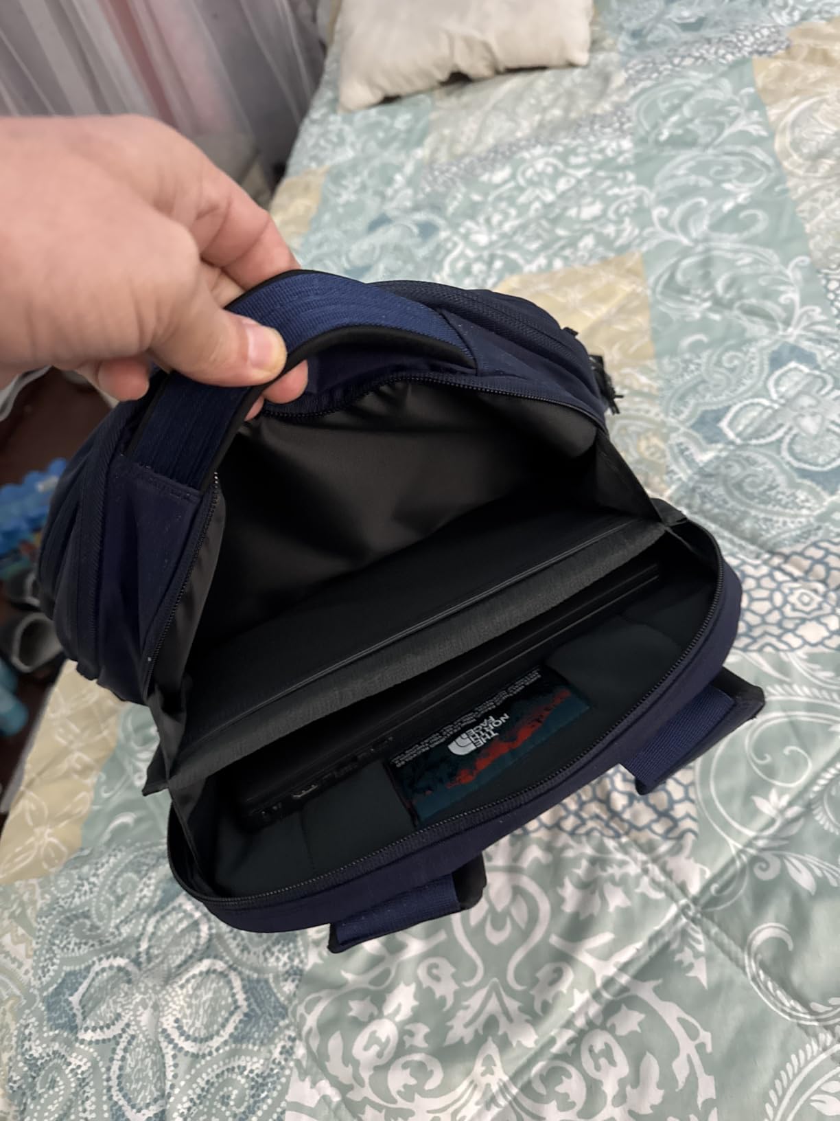 THE NORTH FACE Surge Commuter Laptop Backpack | Daypack With Water Repellent Finish, 16