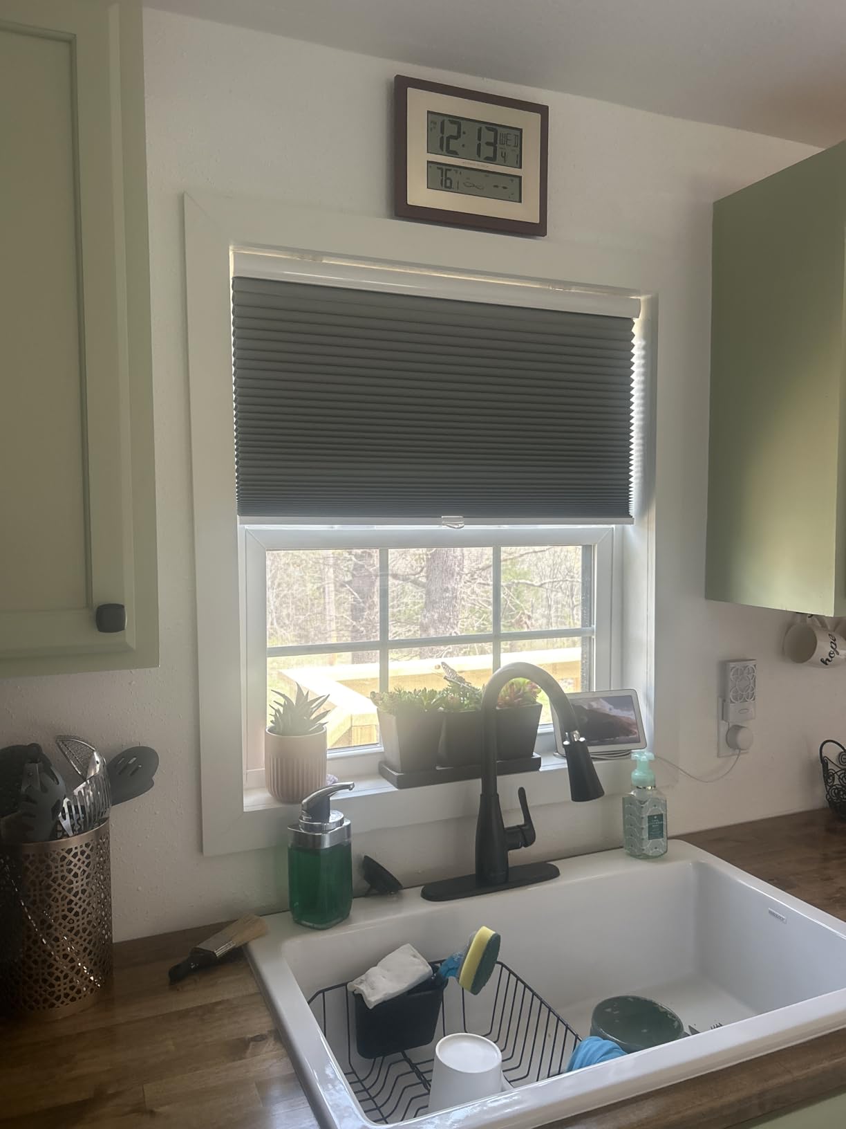 Custom Cordless Blackout Cellular Shades for Windows, Honeycomb Window Shades with Thermal Insulation, Child & Pet Safe Room Darkening Shade, Easy Install, Custom Size, White customer photo 2