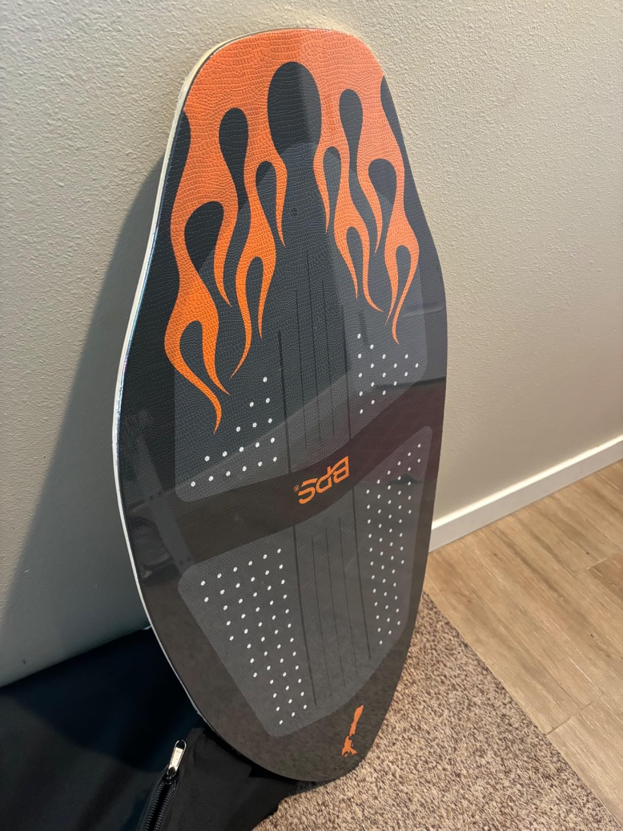 BPS New Zealand 'Flame' - High Performance Wooden Skimboard with Custom Traction Pads - with Optional Padded Carry Bag Made from Recycled Plastics - for Kids or Adults customer photo 2