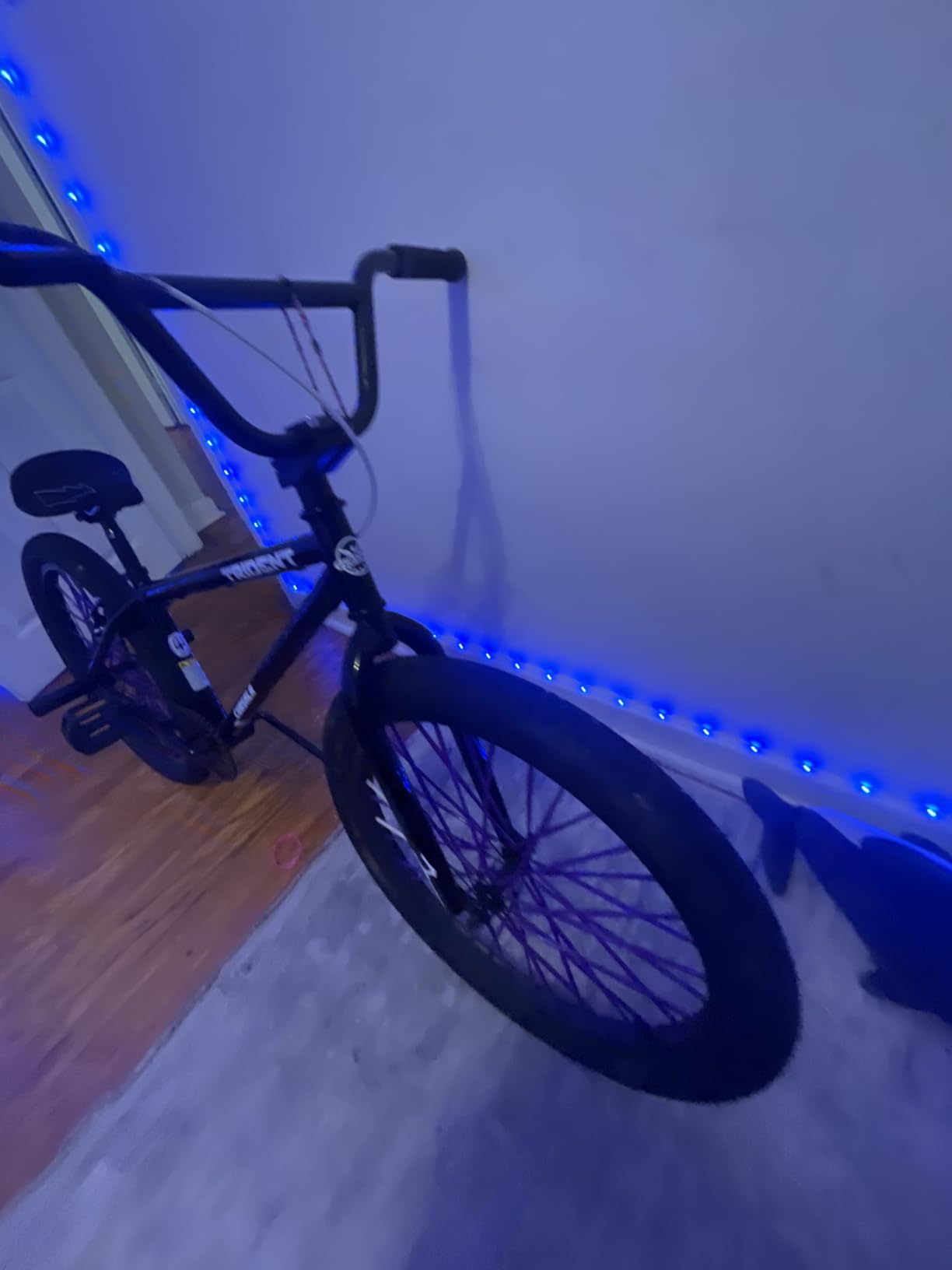cubsala 20 24 26 Inch BMX Race Bike Trident Bicycles Beginner-Level to Advanced Riders with 2 Pegs, Multiple Colors customer photo 1