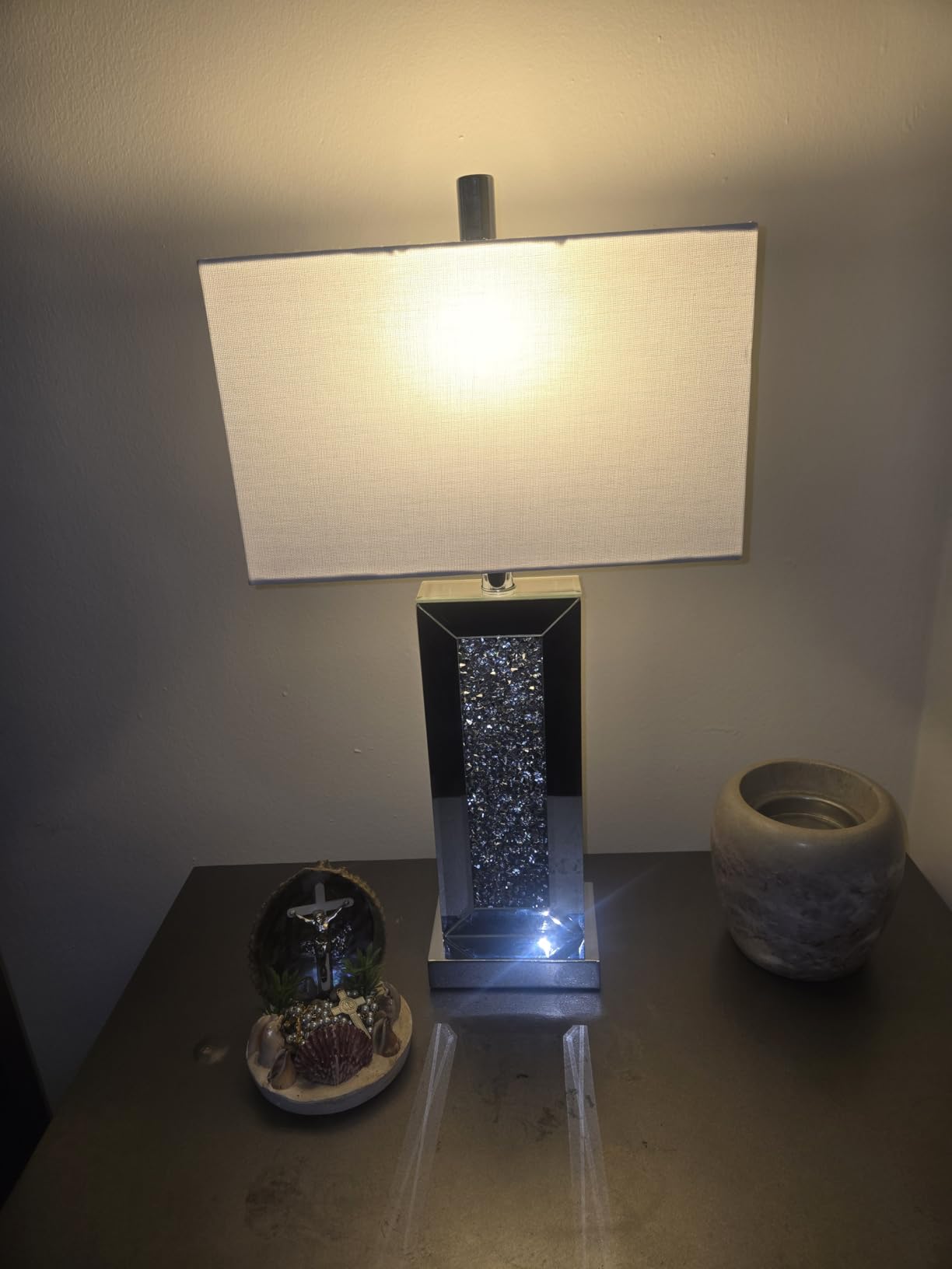 Modern Table Lamp Set of 2 Touch Control, Silver Mirror Big Diamond Crystal Bedside Lamp with USB C+A Ports, 3-Way Dimmable Mirrored Nightstand Lamps White Fabric Shade for Living Room Bedroom customer photo 2