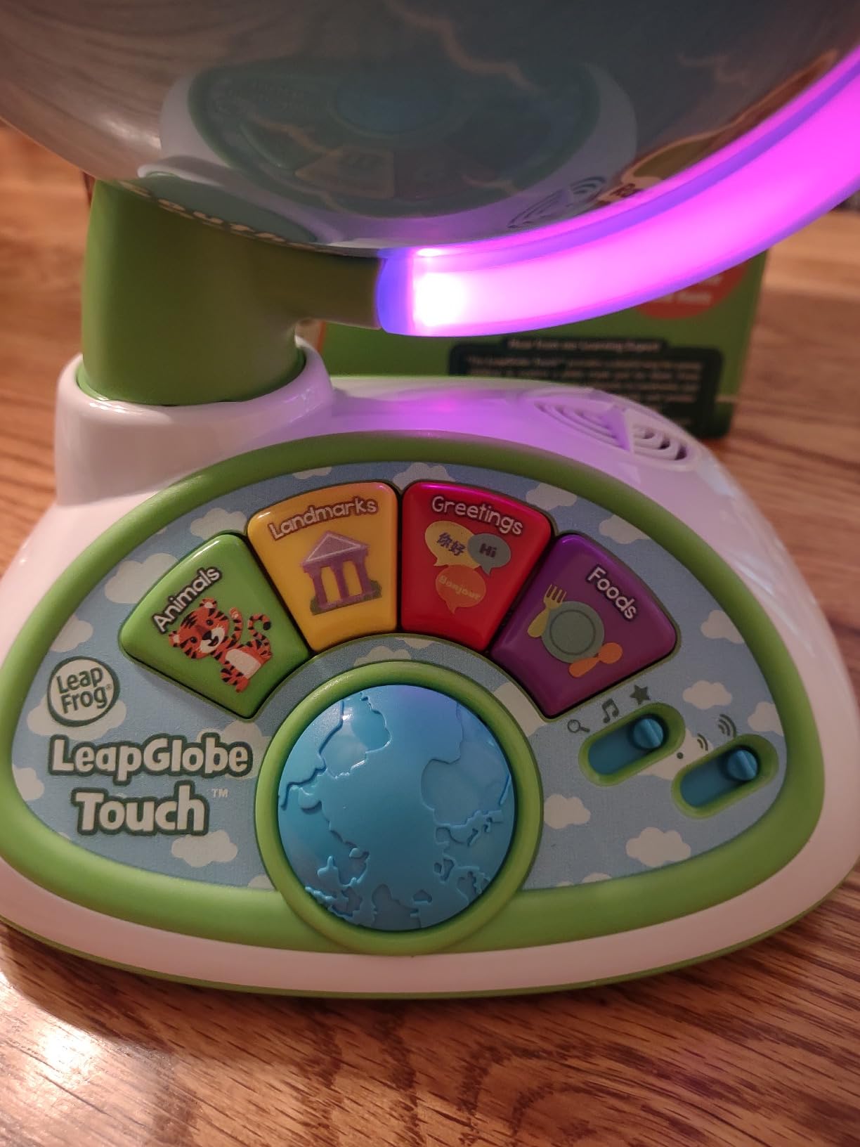 LeapFrog LeapGlobe Light-Up and Touch Interactive Electronic Globe for Kids, Exploration Toy for Ages 3 and Up customer photo 2