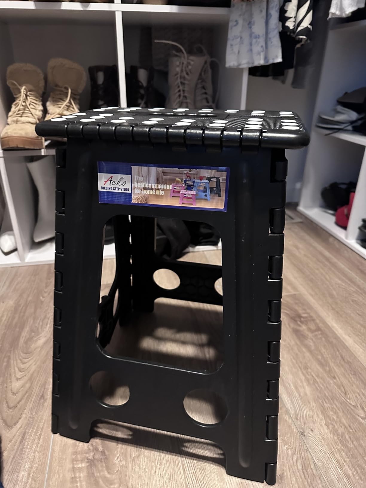 ACKO 16 Inch Folding Step Stool with Safety Lock, Holds 400 lbs, Black | Portable Foldable Stools with Handle, Heavy Duty Collapsible Non-Slip Foot Stool for Adults & Kids, Kitchen Bathroom Outdoor customer photo 2