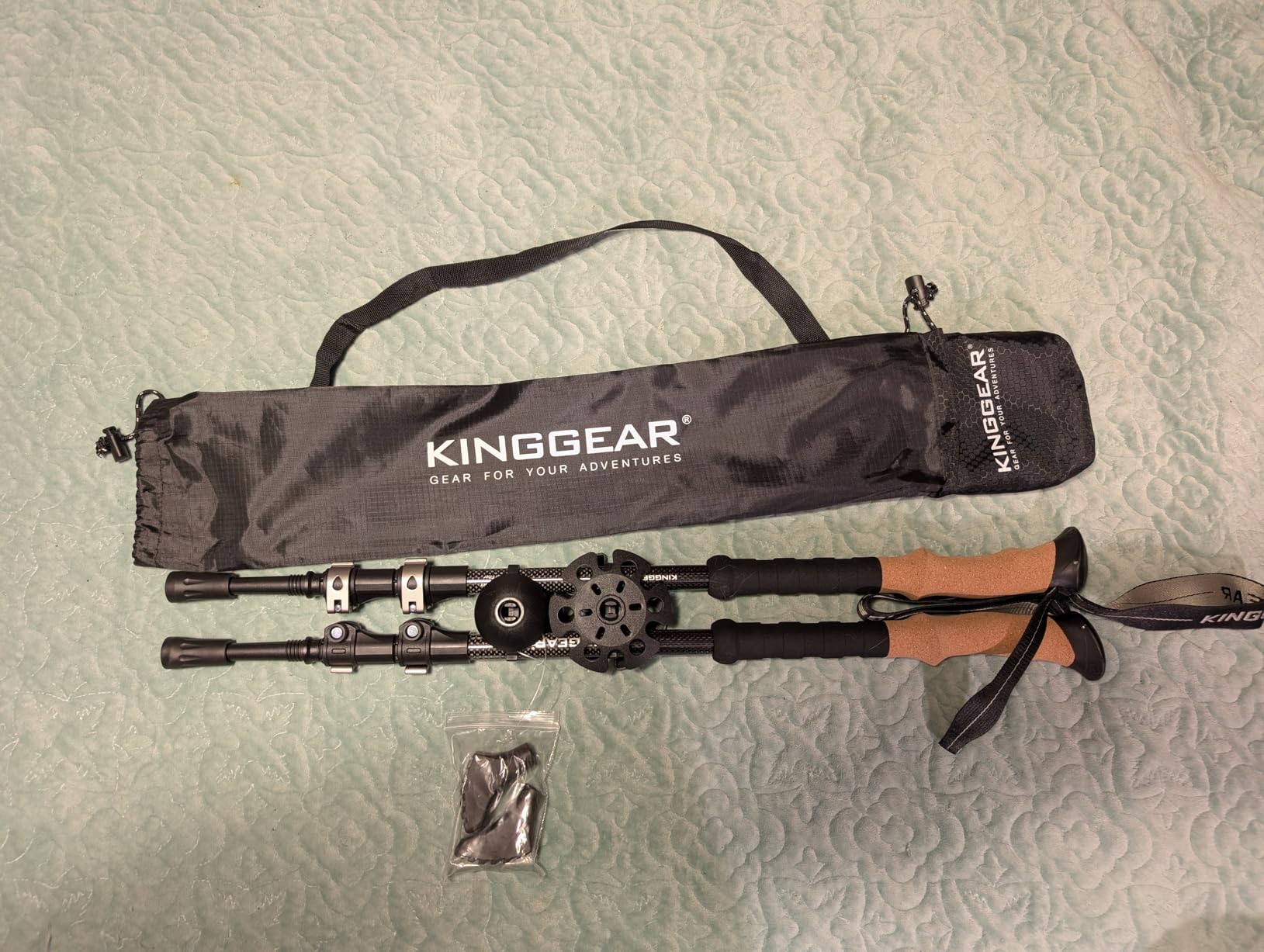 KINGGEAR TPC 100% Carbon Fiber Hiking Poles, Telescopic Retractable Nordic Trekking Poles, Ultra Lightweight Nordic Walking Stick, Metal Flip Locks, Cork and Extended EVA Handle customer photo 1