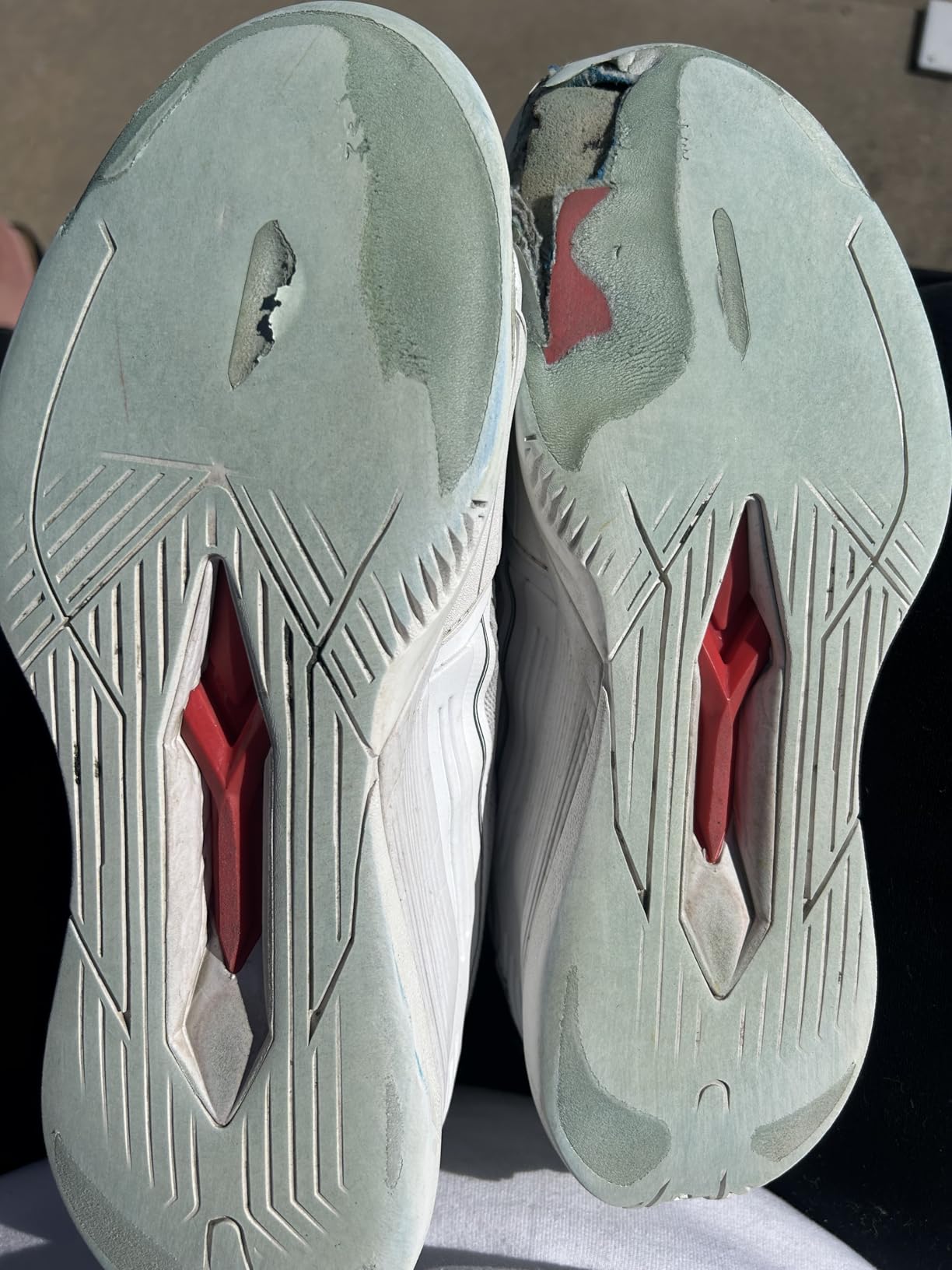 Wilson Men's Rush Pro 4.5 Tennis Shoes customer photo 1