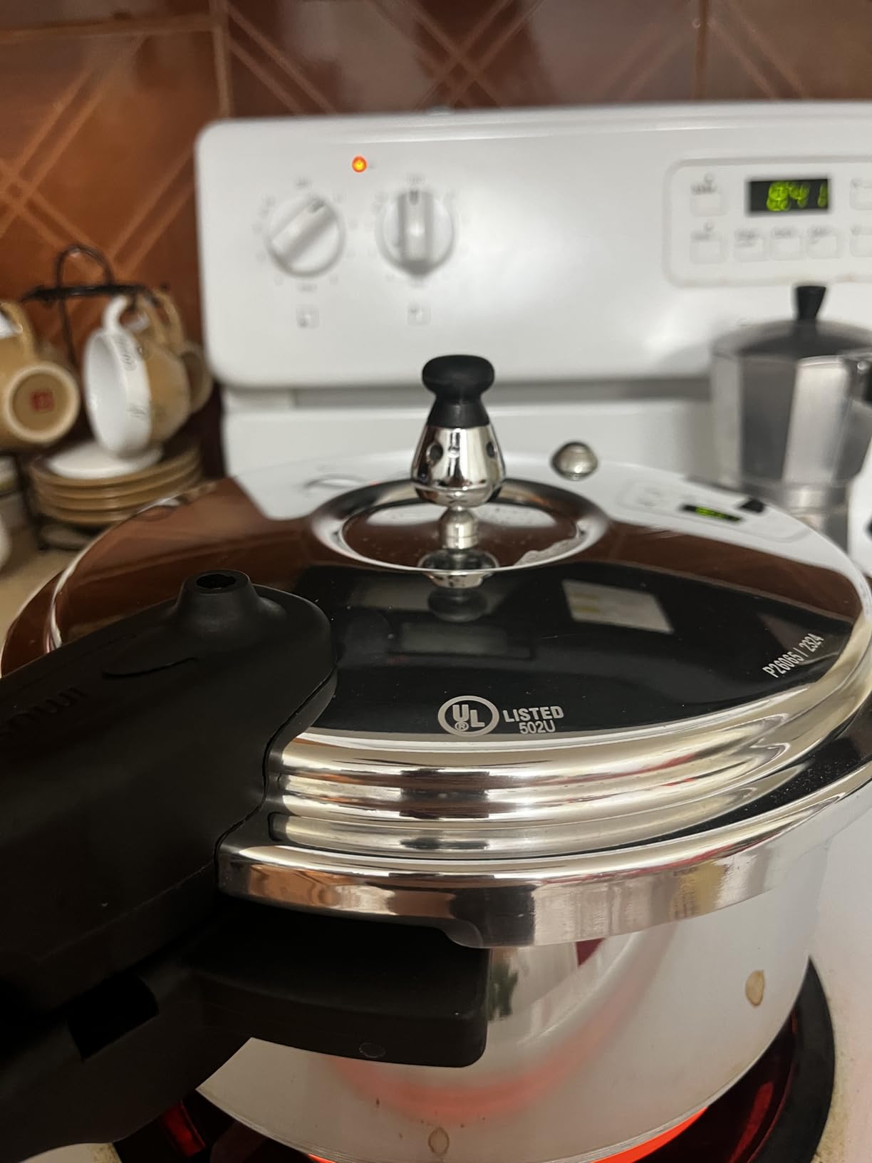IMUSA 7 Quart Stovetop Aluminum Pressure Cooker with safety valves customer photo 2