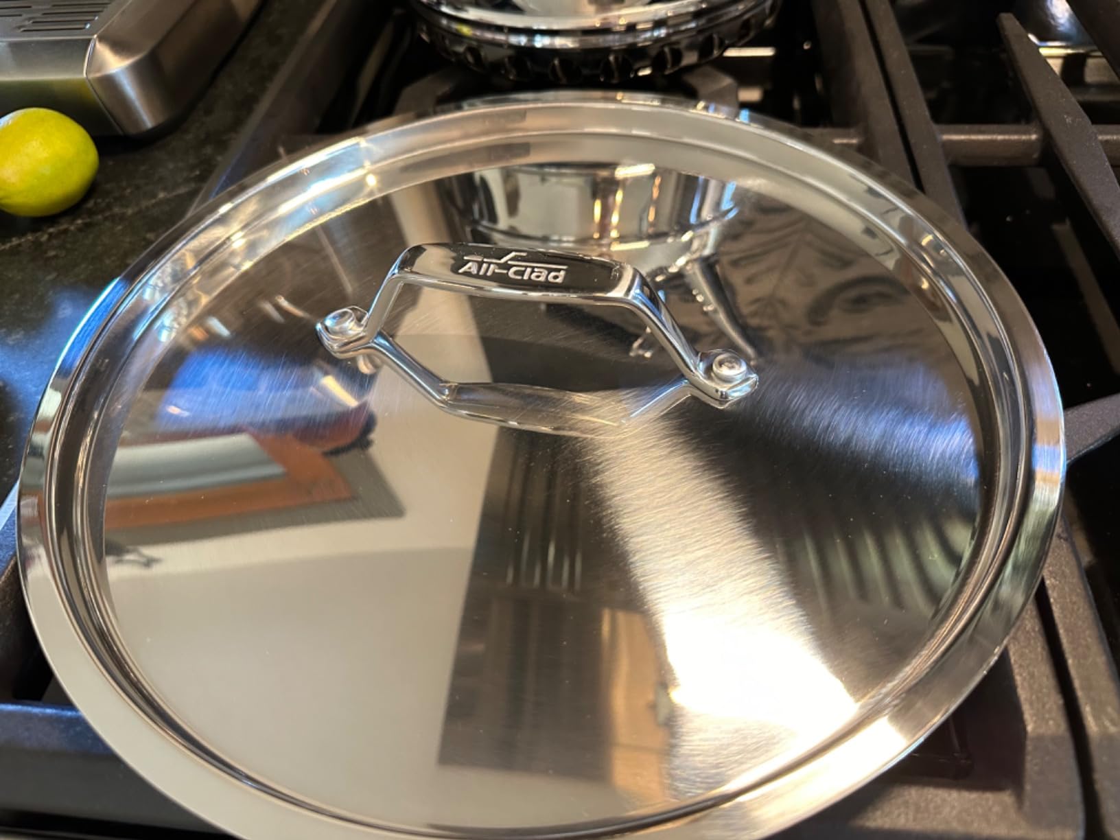 All-Clad Simply Strain Stainless Steel 12 Qt Stock Pot with Strainer Insert, Stainless Steel Pot, Induction, Oven Broiler Safe 600F Skillet, Professional Cookware, Silver customer photo 2
