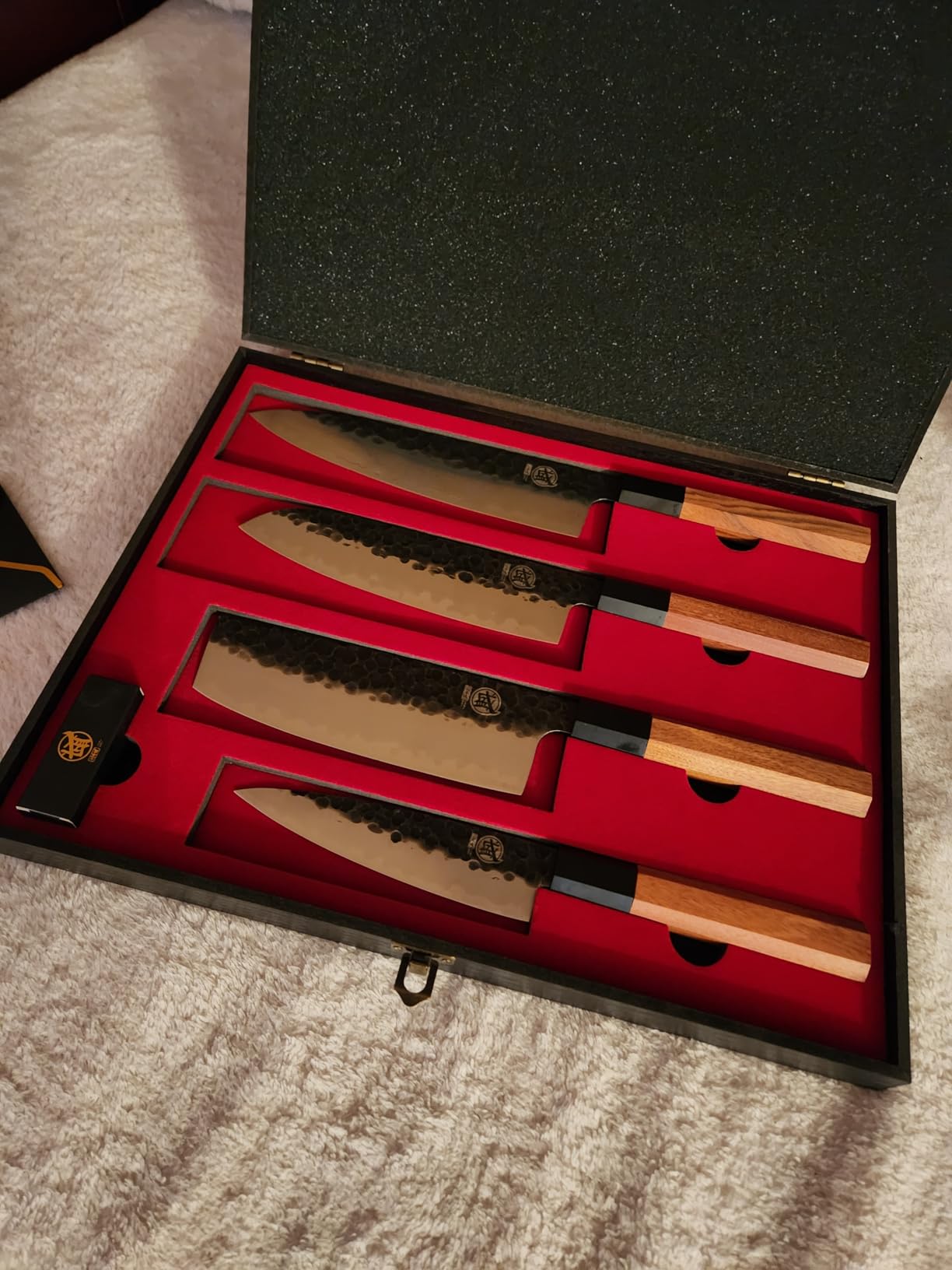 MITSUMOTO SAKARI 4-Piece Japanese Chef Knife Set, San-Mai 9Cr18MoV | Gyuto Santoku Nakiri Paring, Rosewood Handles, Sandalwood Box customer photo 1