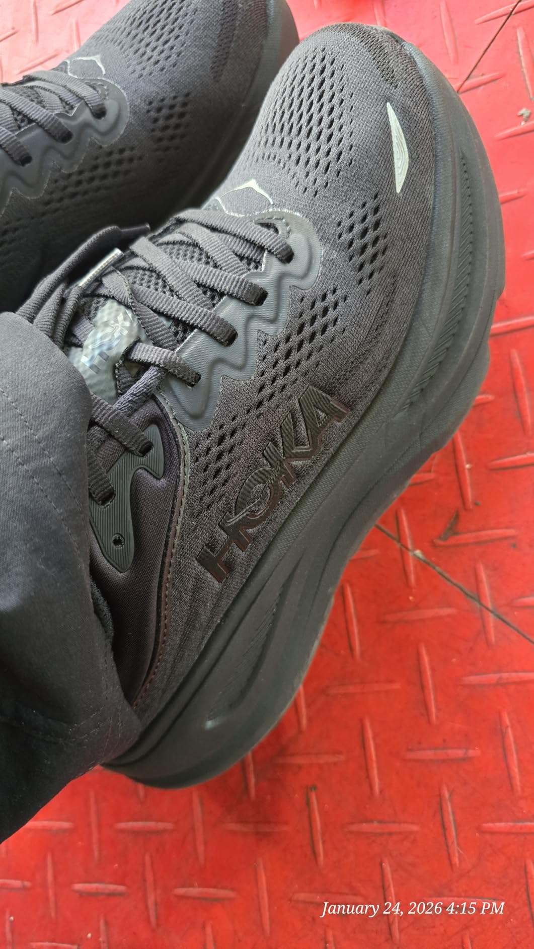 Hoka Men's Bondi 9 customer photo 1