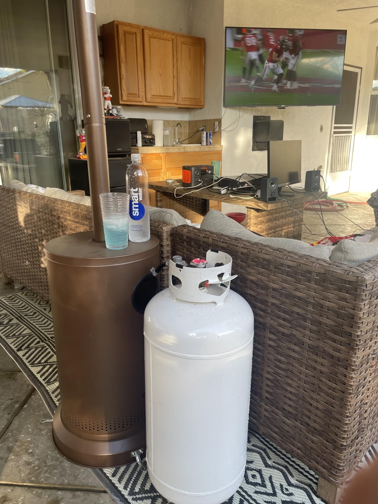 EAST OAK 55,000 BTU Propane Patio Heater with Round Table & Stainless Steel Burner, Outdoor Heater with Wheels, Ideal For Large Patios, Gardens, Outdoor Events, and Commercial Use, Bronze customer photo 2
