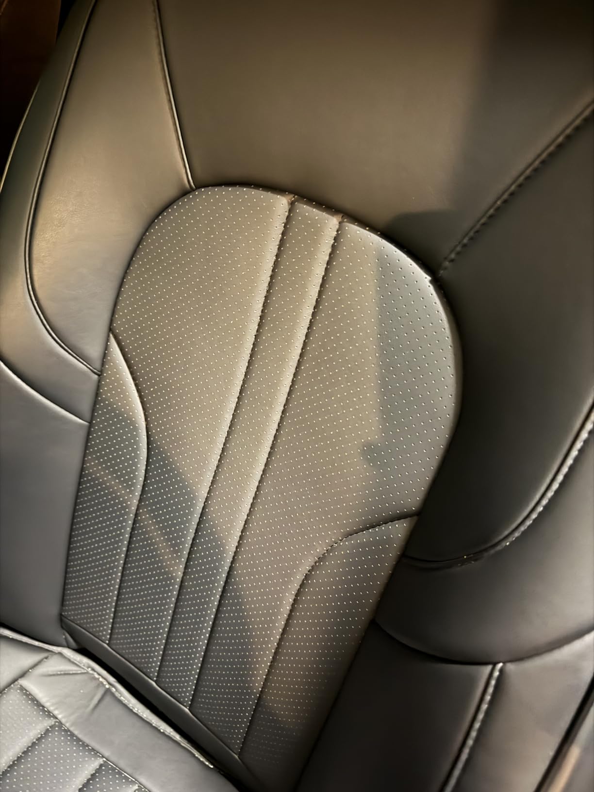 MINGBRON Car Seat Cover Full Set, Leather Car Seat Cover, Waterproof Seat Covers, Car Seat Cushion, Nappa Leather Seat Covers Car Seat Protector Universal Fit Most Cars Black customer photo 2