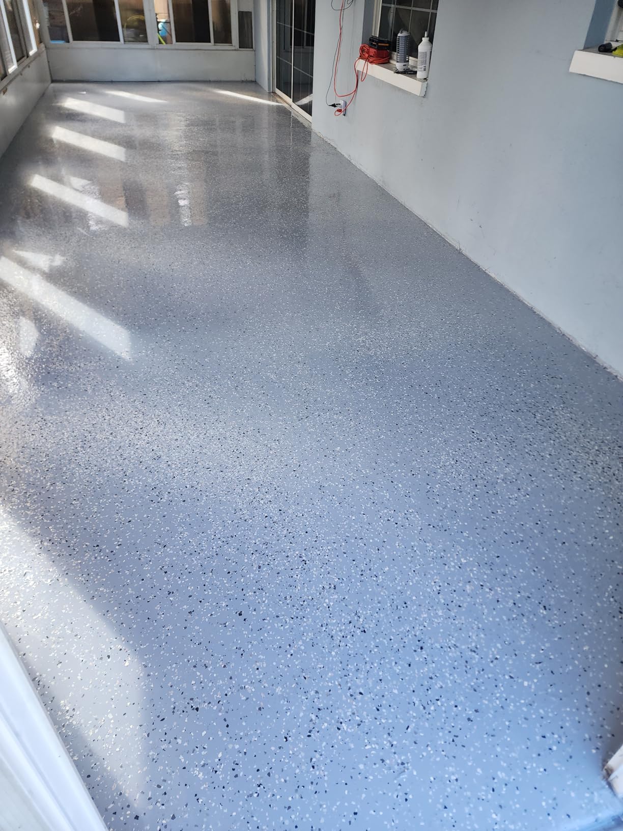 Self Leveling Epoxy Resin Kit - ANE Garage Floor Epoxy Kit Spreads Seamlessly. Durable, Industrial Grade Clear Epoxy Resin for Concrete Floors and Countertops - Black customer photo 1