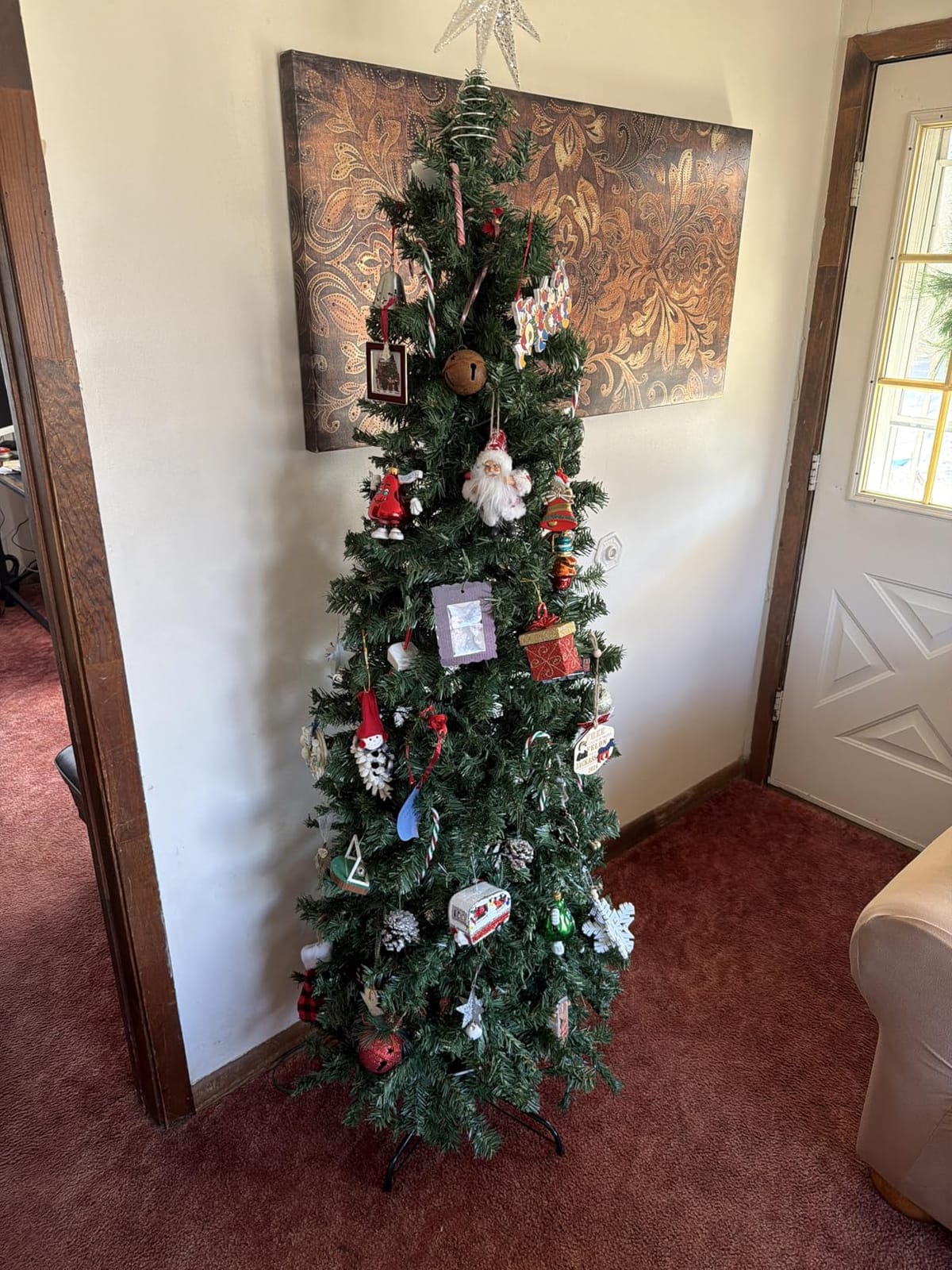 okicoler Christmas Tree, 6.5ft Pre-Lit Slim Pencil Fir Tree, 775 Branch Tips with 250 Incandescent Warm White Lights, Metal Hinges, White Holiday Decoration for Corner customer photo 1
