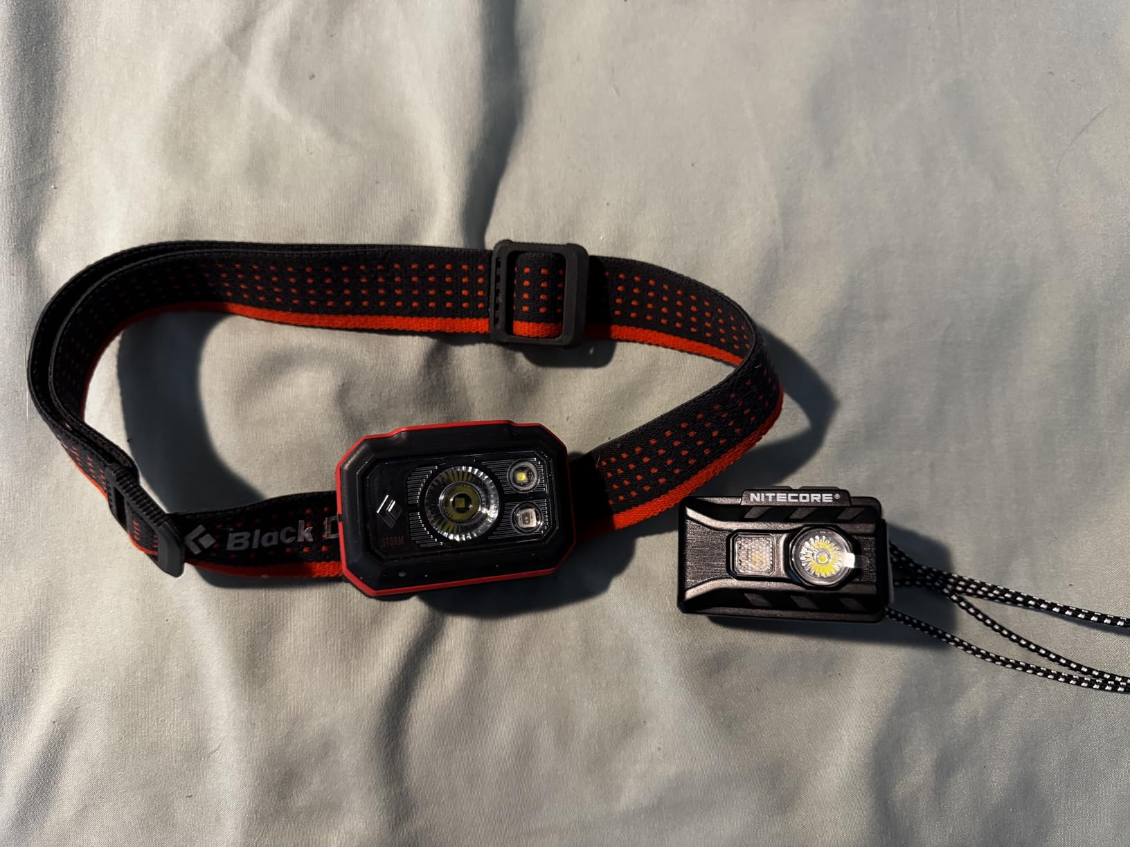 Nitecore NU20 Classic Ultralight Headlamp, 360 Lumen USB-C Rechargeable Lightweight for Backpacking, Camping, Running with Auxilary White and Red Light customer photo 2