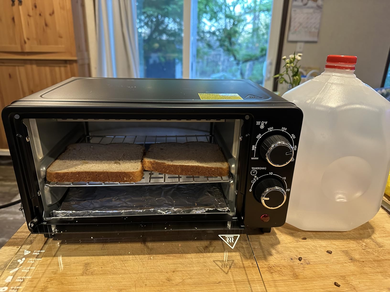 Elite Gourmet ETO490 9L/4-Slice Oven, 30-Min Timer, Adj. Temp, Black | Includes Baking Pan & Wire Rack - Bake, Broil & Toast functions for dorms and RVs - Countertop Design customer photo 1