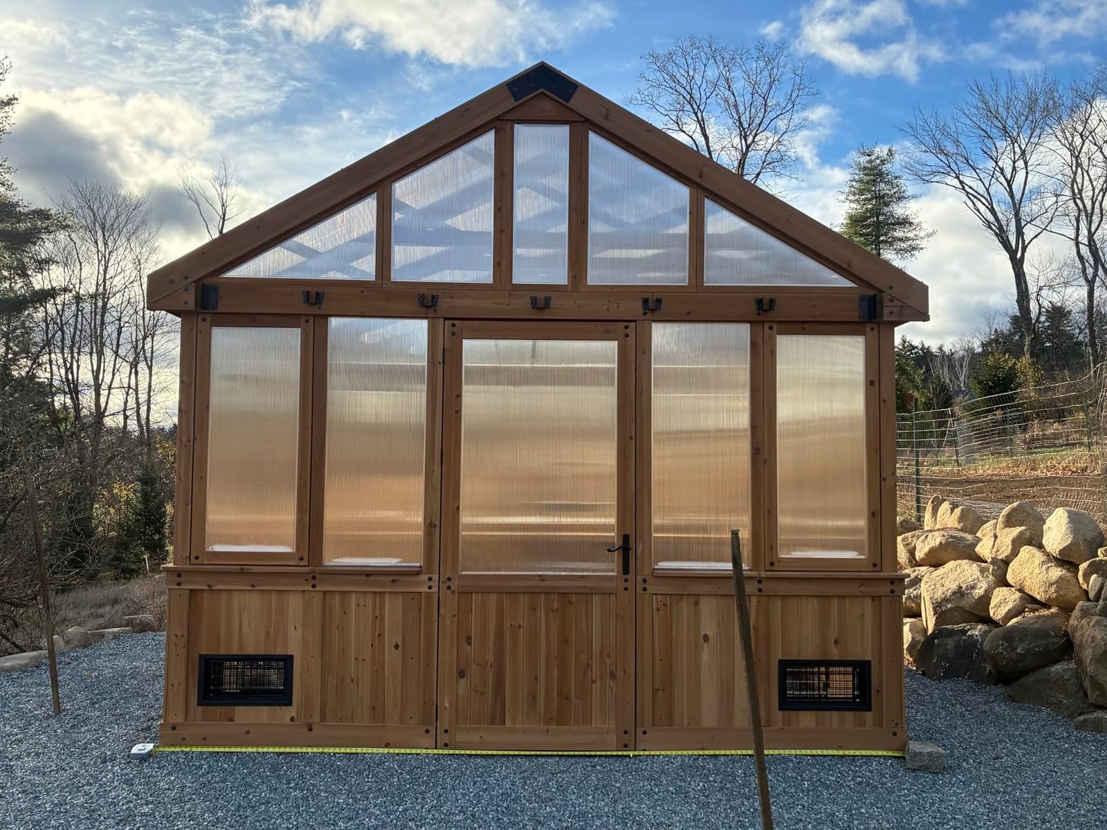 Backyard Discovery Bellerose 9' x 6' White Cedar Wood and Polycarbonate Walk-in Greenhouse Kit with Pergola, Exhaust Fan, Window, Hose Hook-Ups, PowerPort, Staging Shelves for Outdoor Gardening customer photo 1