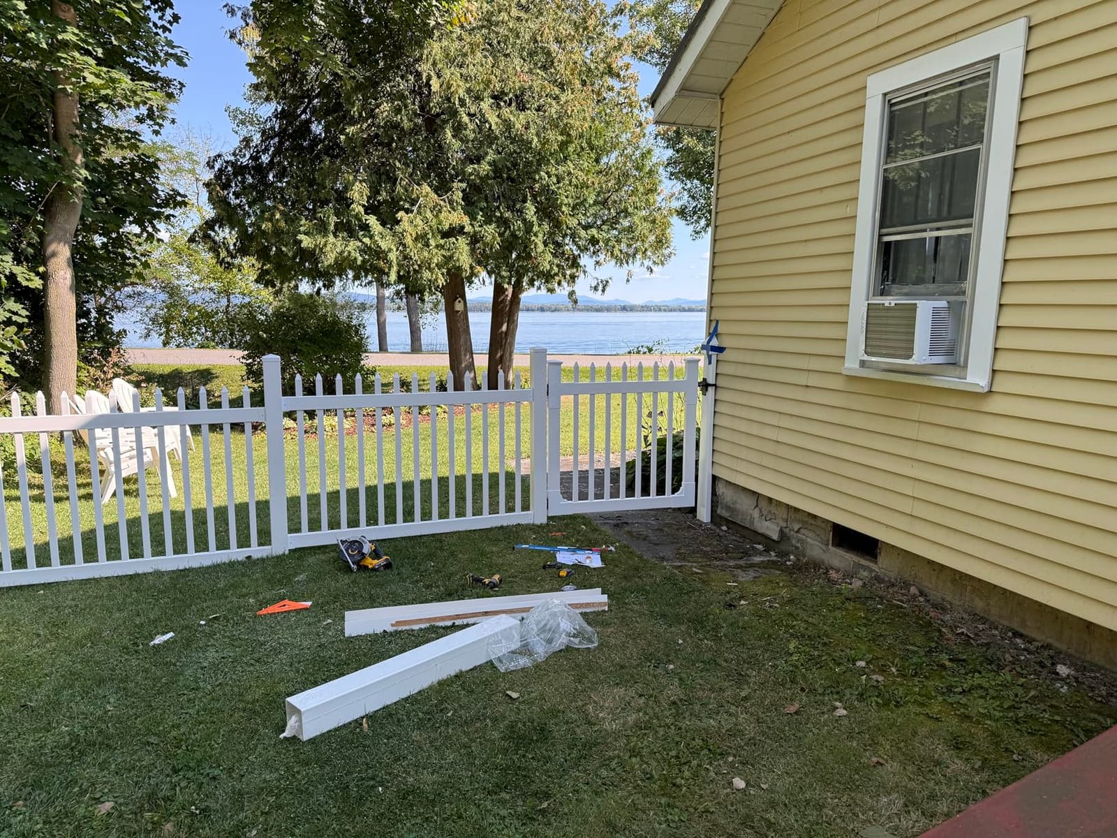WamBam Westport Privacy Fence, White Vinyl No Dig DIY Kit | 4ftH x 6ftW, 1 Panel + 1 Post, BL19105 customer photo 2