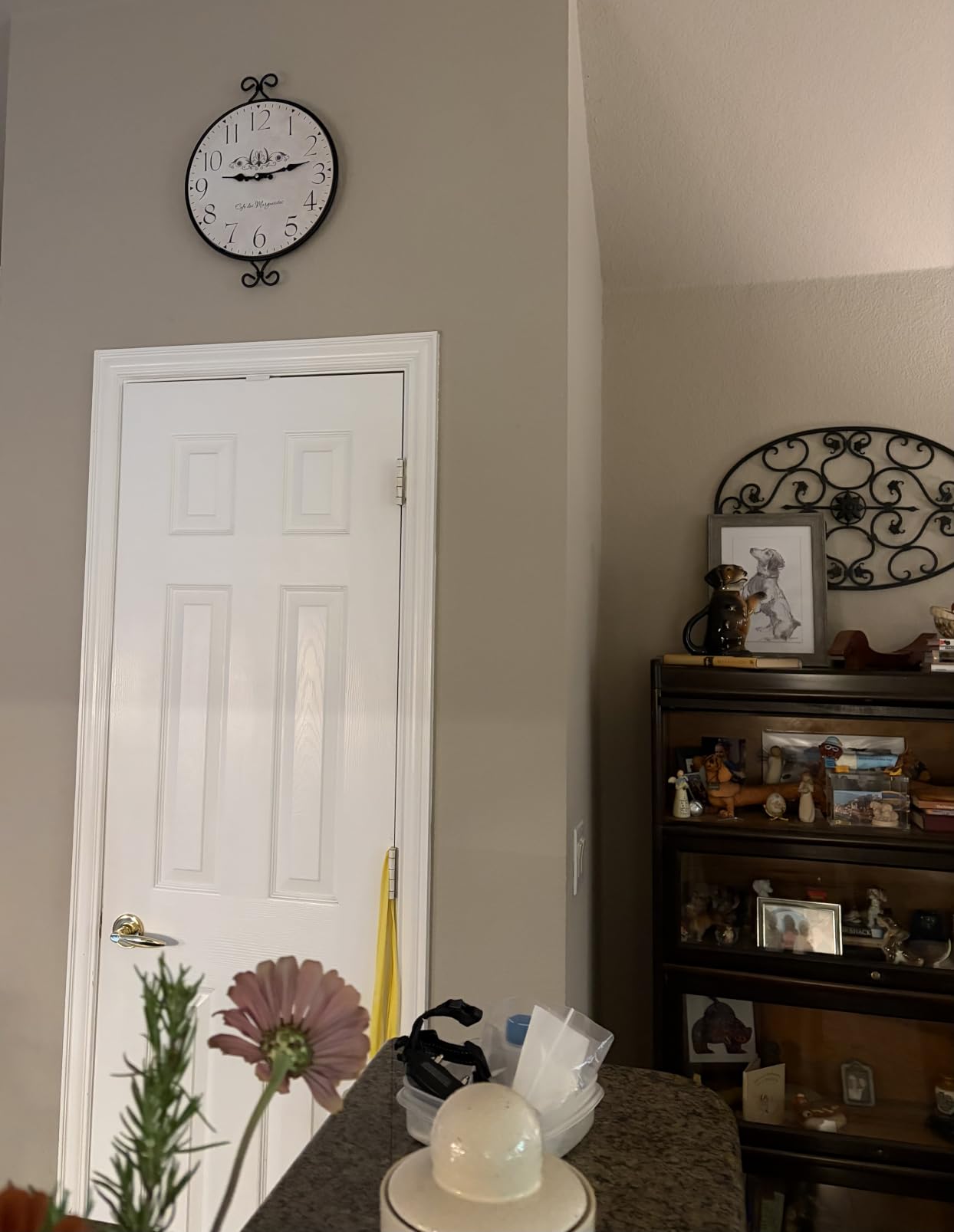 Farmhouse Wall Clock, 17H×13.4D Inch, Wrought Iron Frame with Warm Gray Finish, Vintage Wall Clock Silent Battery Operated Wall Clocks for Home Living Room Kitchen Bedroom customer photo 1