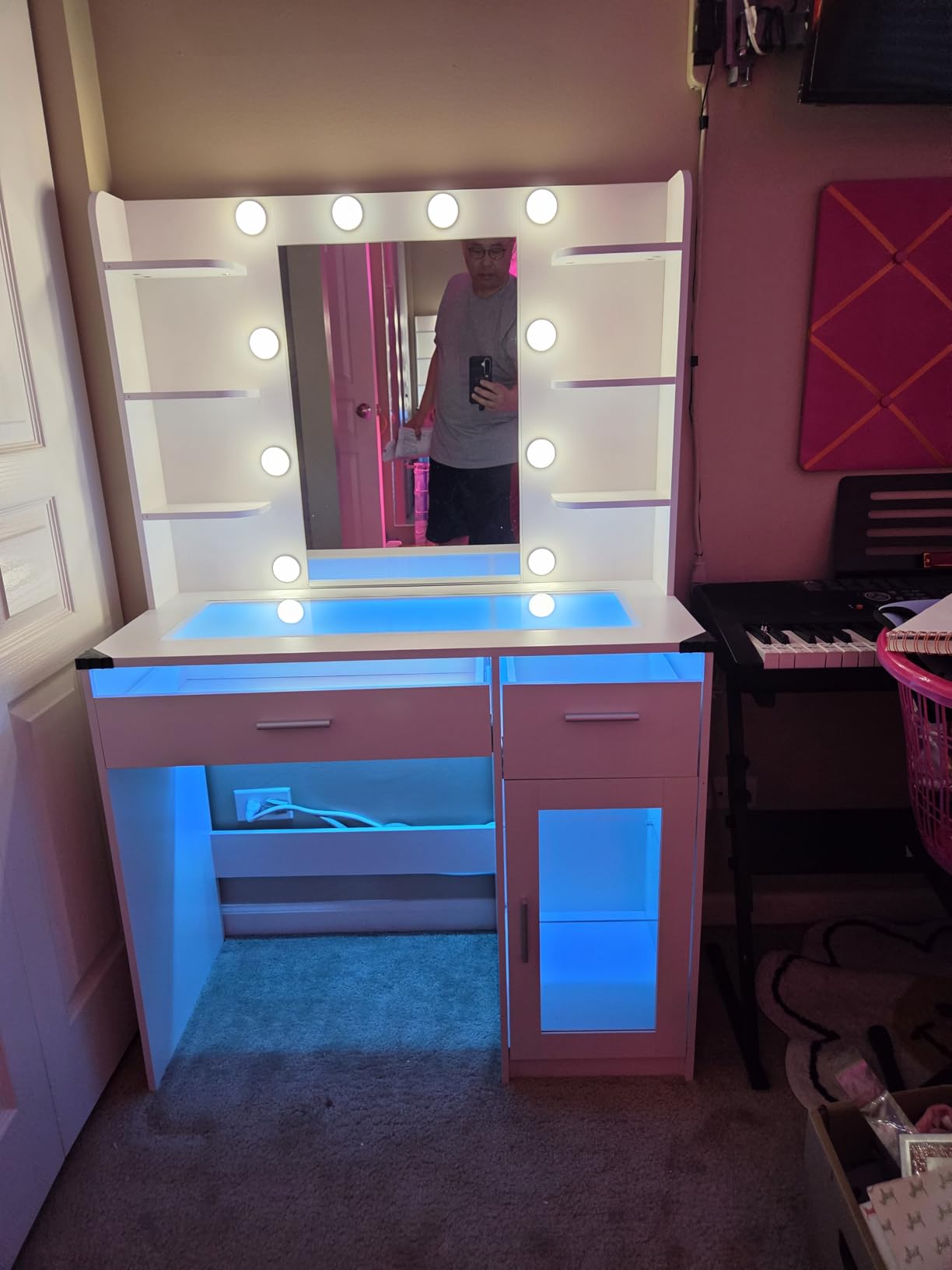 HUAHUU Vanity Desk with Mirror and Lights, Makeup Vanity Desk with Lights 3 Colors, Transparent Top Vanity with 2 RGB Drawers, 6 Shelves, Large Tempered Cabinet, Power Outlet, for Bedroom, White customer photo 2