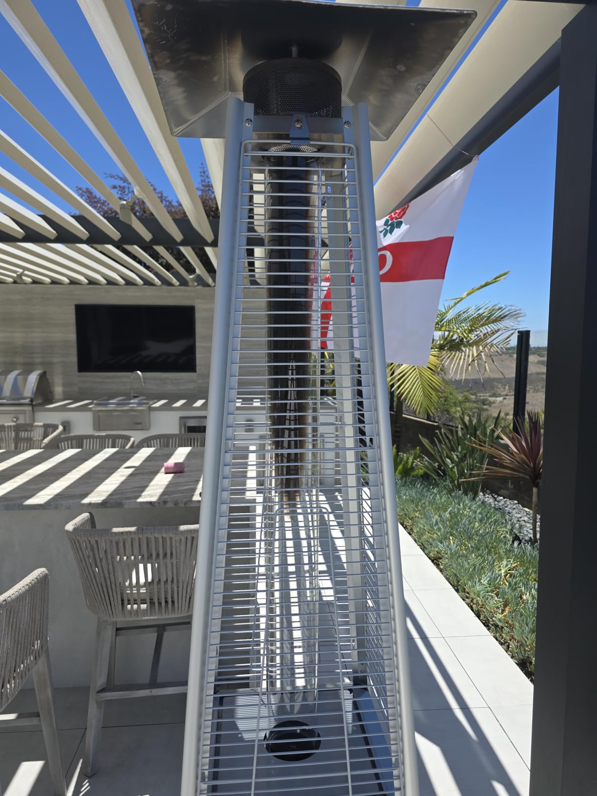 VEVOR Patio Heater for Outdoor Use, 48000BTU Pyramid Propane Heater w/Wheels, Quartz Glass Tube Outdoor Patio Flame Heater for Patio, Party, Backyard, Garden, Decoration, Silver customer photo 2