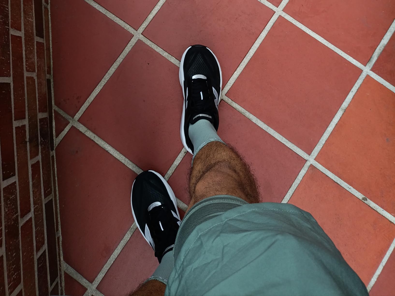 New Balance Men's FuelCell Rebel V5 customer photo 1