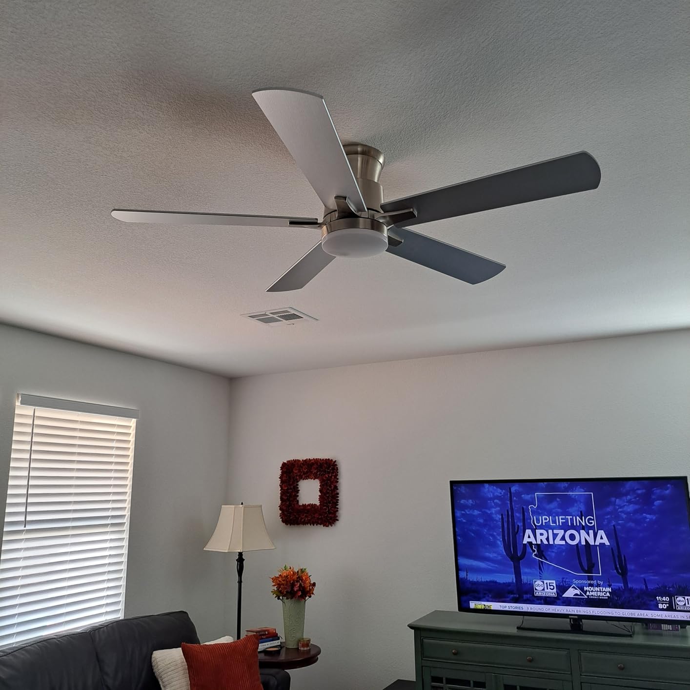 Flush Mount Ceiling Fans with Lights 42 Inch, Remote Control, 3CCT Dimmable, 6 Speeds, Noiseless Reversible DC Motor, Low Profile Hugger Black Ceiling Fan for Living Room, Patio, Indoor/Outdoor, ETL customer photo 2