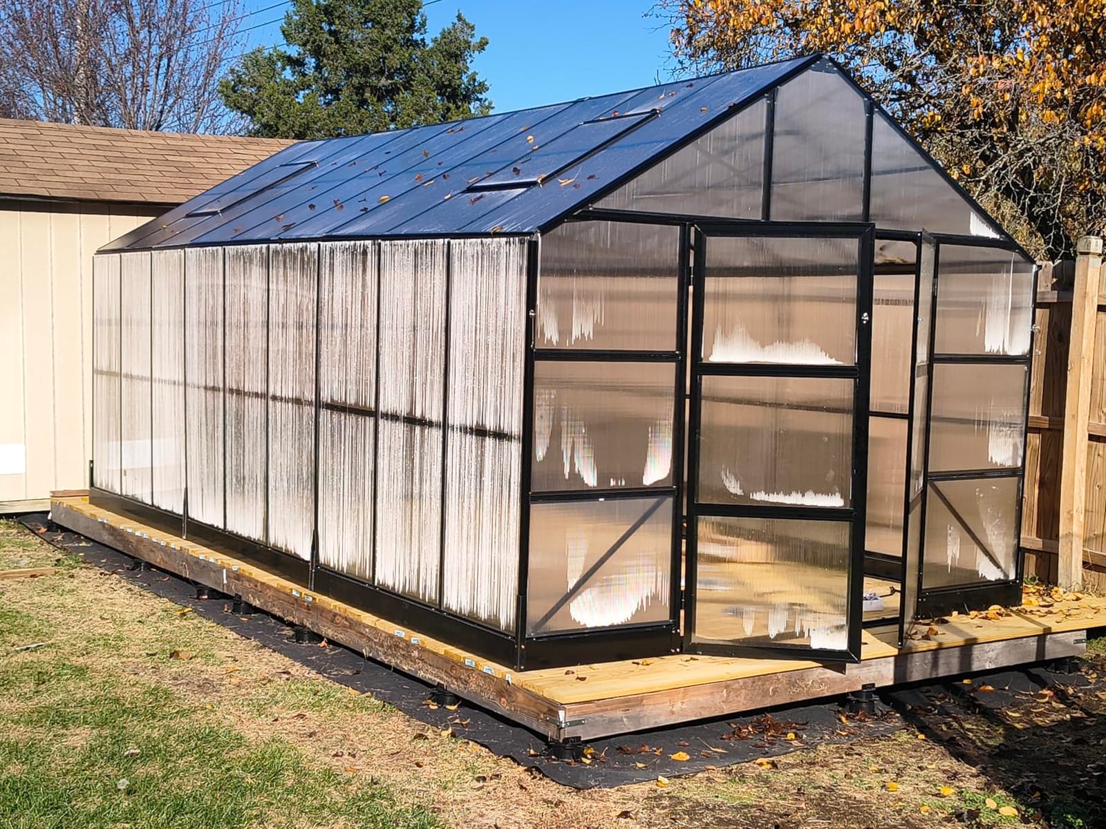 AMERLIFE 10x18x8.4 FT Polycarbonate Greenhouse customer photo 2