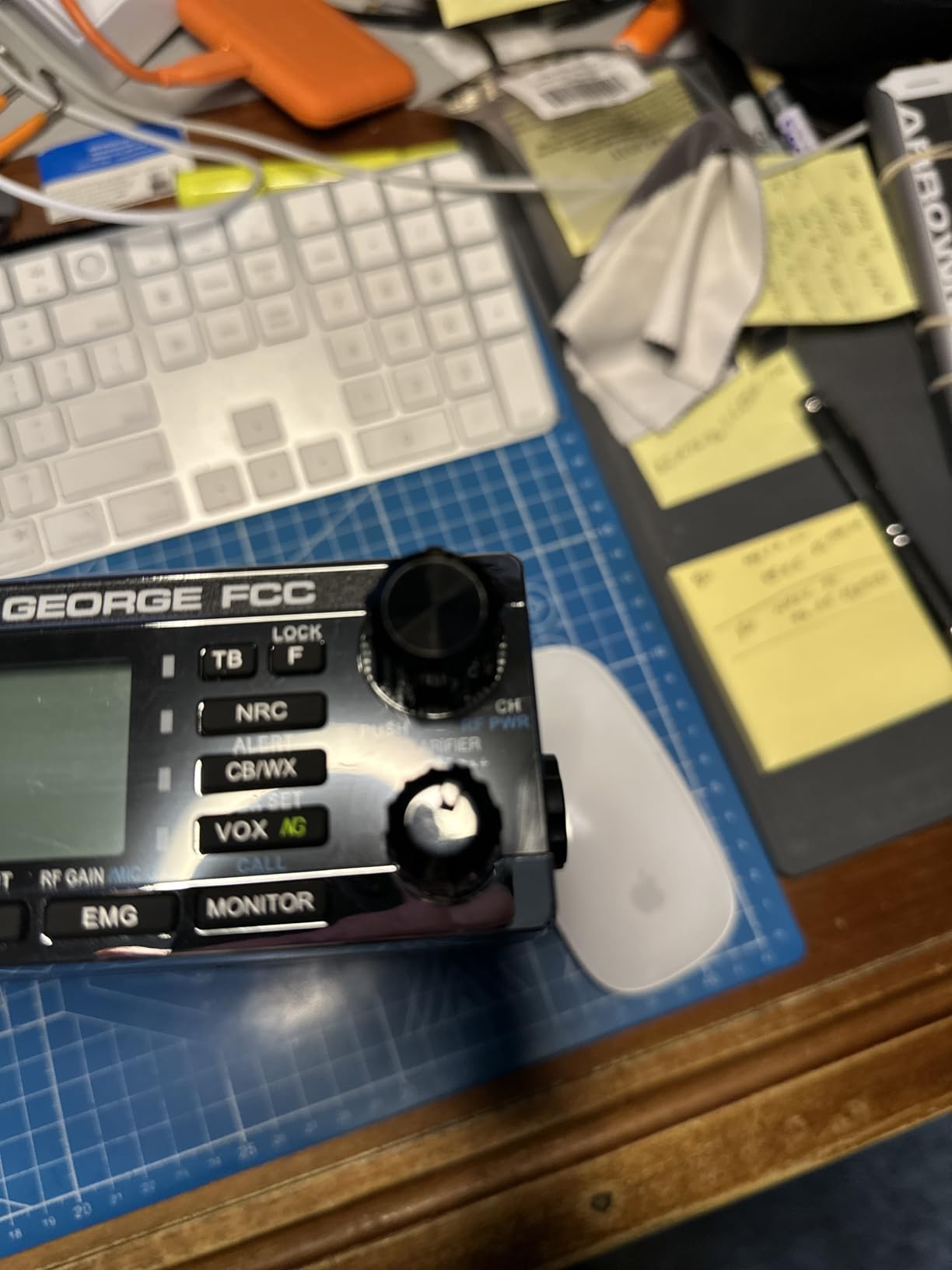 President George FCC AM/FM/SSB CB Radio, CTCSS/DCS, Large 7 Color LCD Display, Weather Channel/Alert, ASC, VOX, Scan Skip, USB Port, NRC, Automatic SWR, PA, SWR and Voltage Protection customer photo 2
