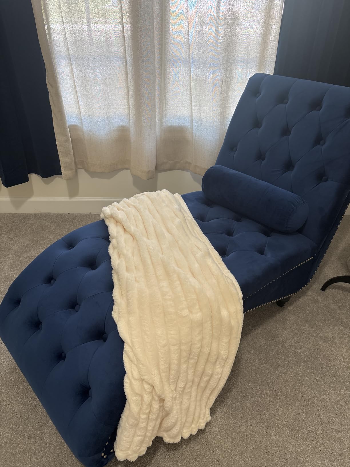Chaise Lounge Chair Indoor, Velvet Bedroom Accent Lounge Chair | Button-Tufted Upholstery, Nailhead Trim, Bolster Pillow, Solid Wood Legs, Recliner For Reading, Relaxing And Everyday Comfort customer photo 1