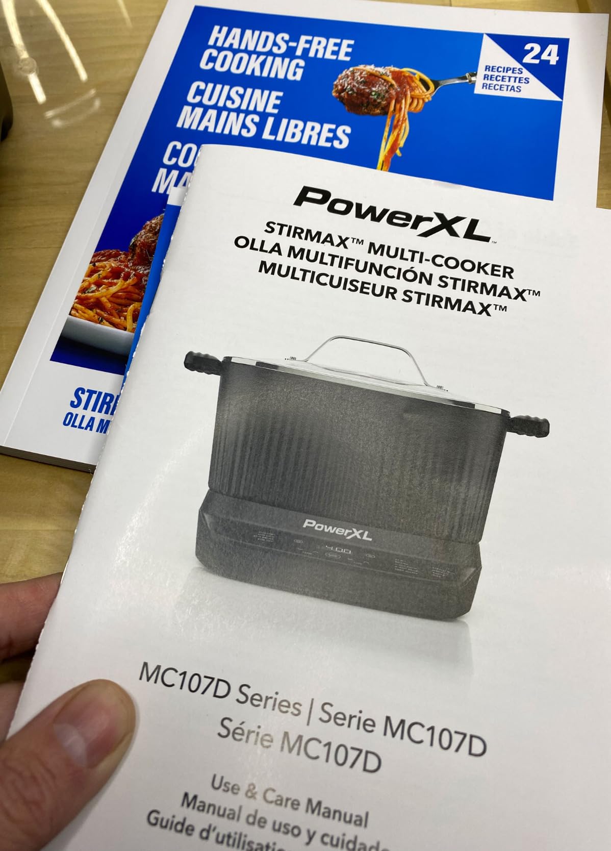 STIRMAX Midnight Blue 7.5QT Digital Multi-Cooker | 9-in-1 multicooker with automatic stirring, ceramic pot and family-size 7.5QT capacity customer photo 2