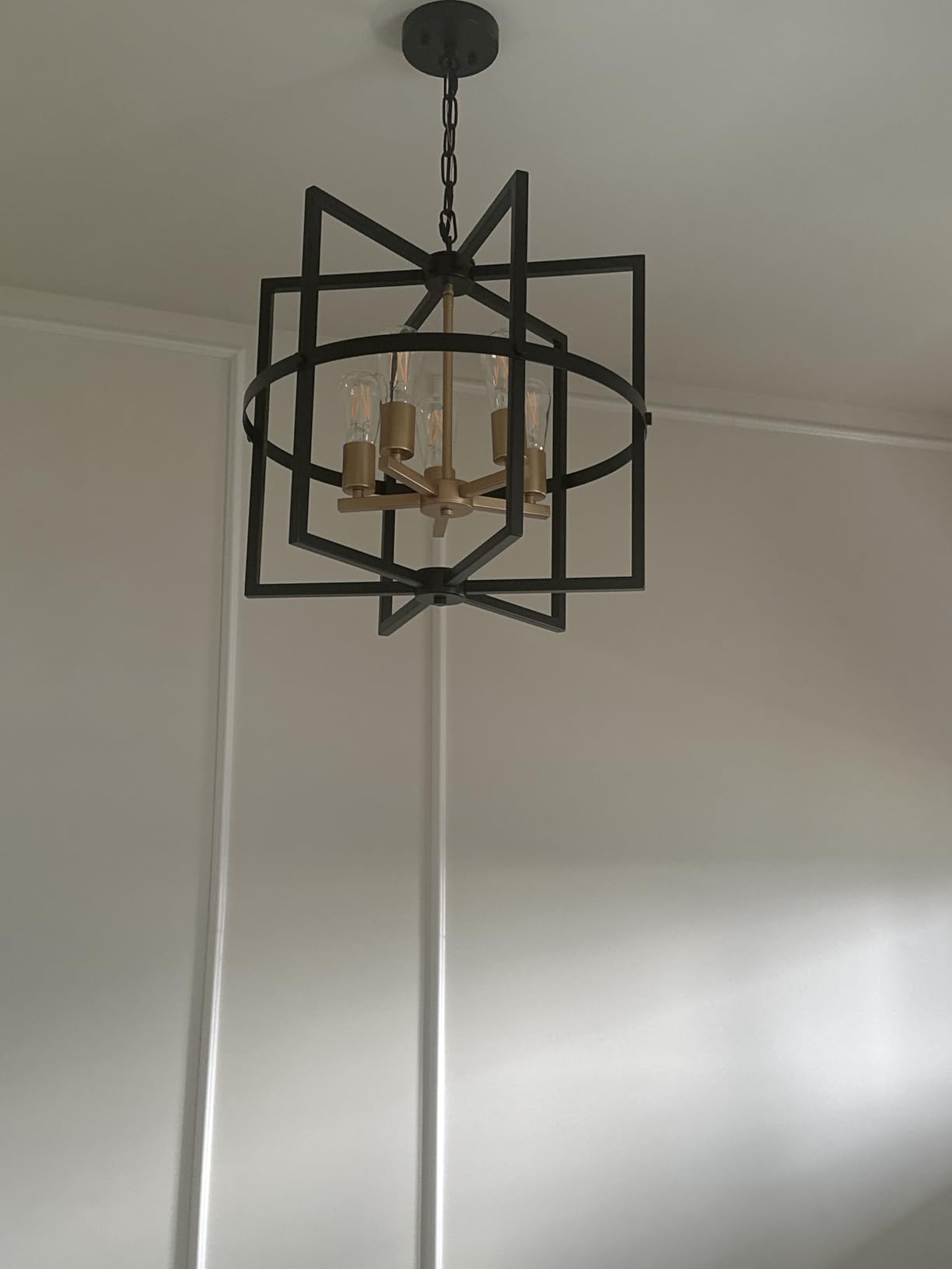 19'' Black and Gold Chandeliers for Dining Room, 5-Light Modern Farmhouse Industrial Pendant Light Fixture Rustic Geometric Hanging Chandelier for Kitchen Island Entryway Hallway Foyer customer photo 1