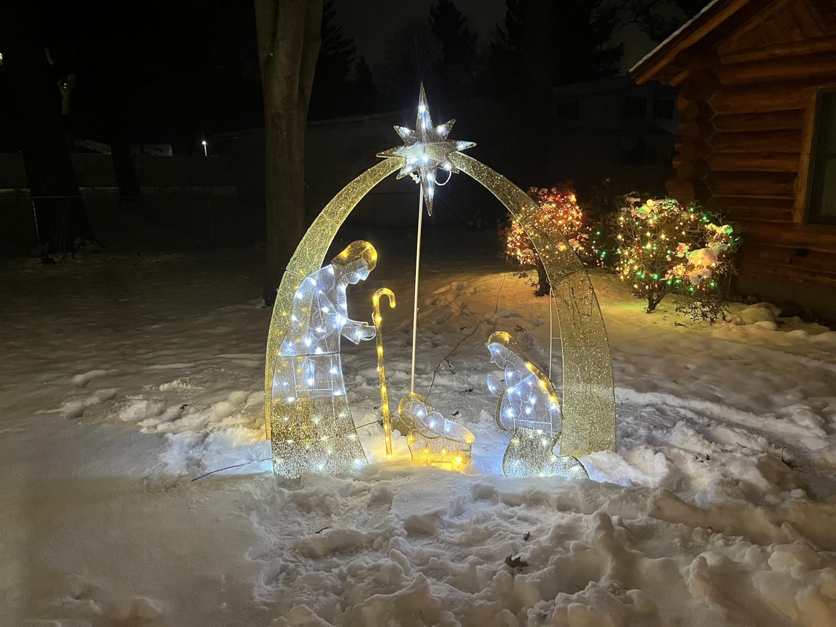 Best Choice Products 6ft Lighted 2D Outdoor Nativity Scene, Christmas Arch Holy Family Yard Decoration w/ 170 LED Lights, Stakes, Zip Ties customer photo 1