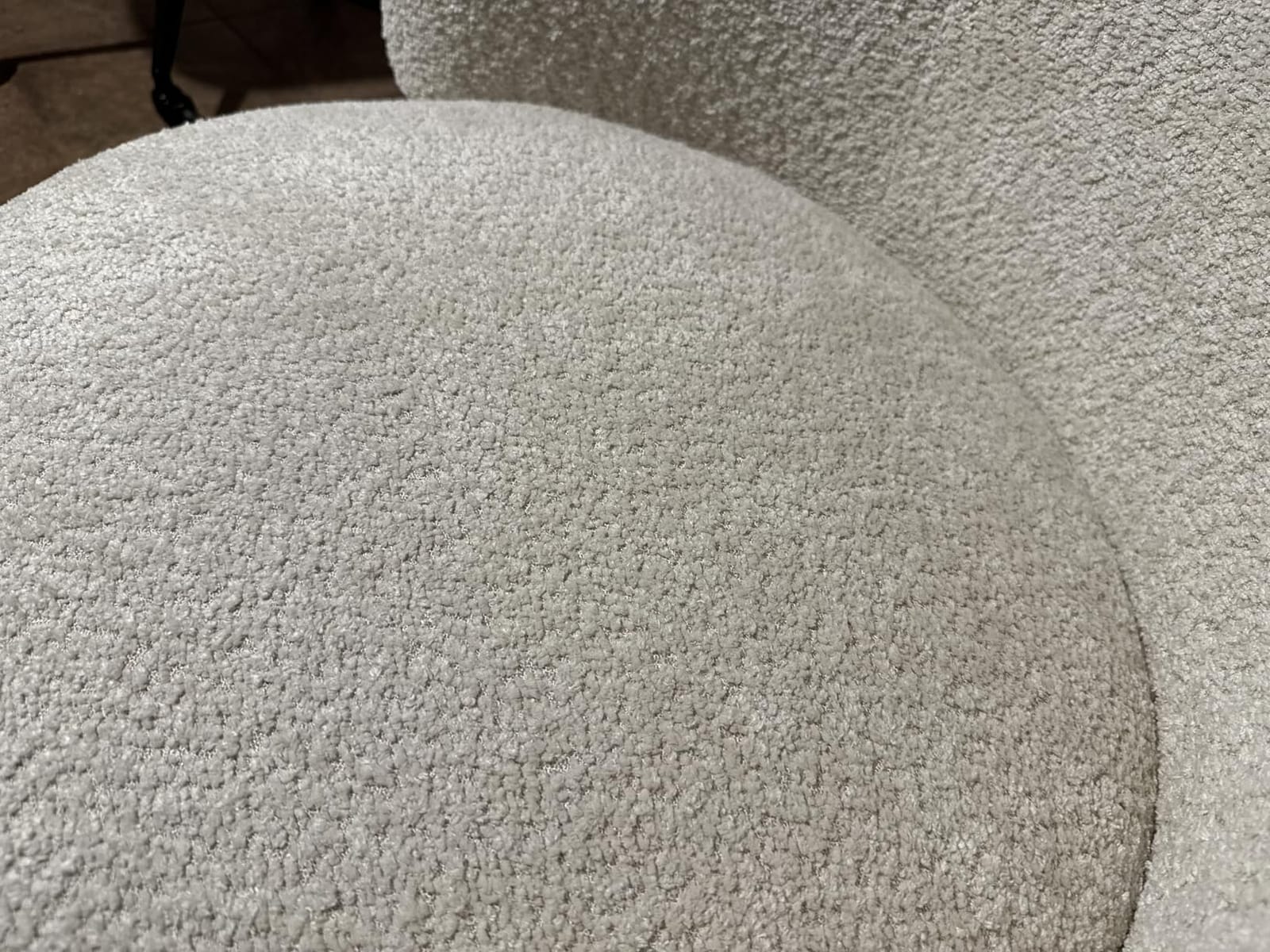 KISLOT Swivel Barrel Accent Chair, Performance Fabric, Cream, 1-Pack, Modern Style, Upholstered, for Living Room/Bedroom/Waiting Room customer photo 2