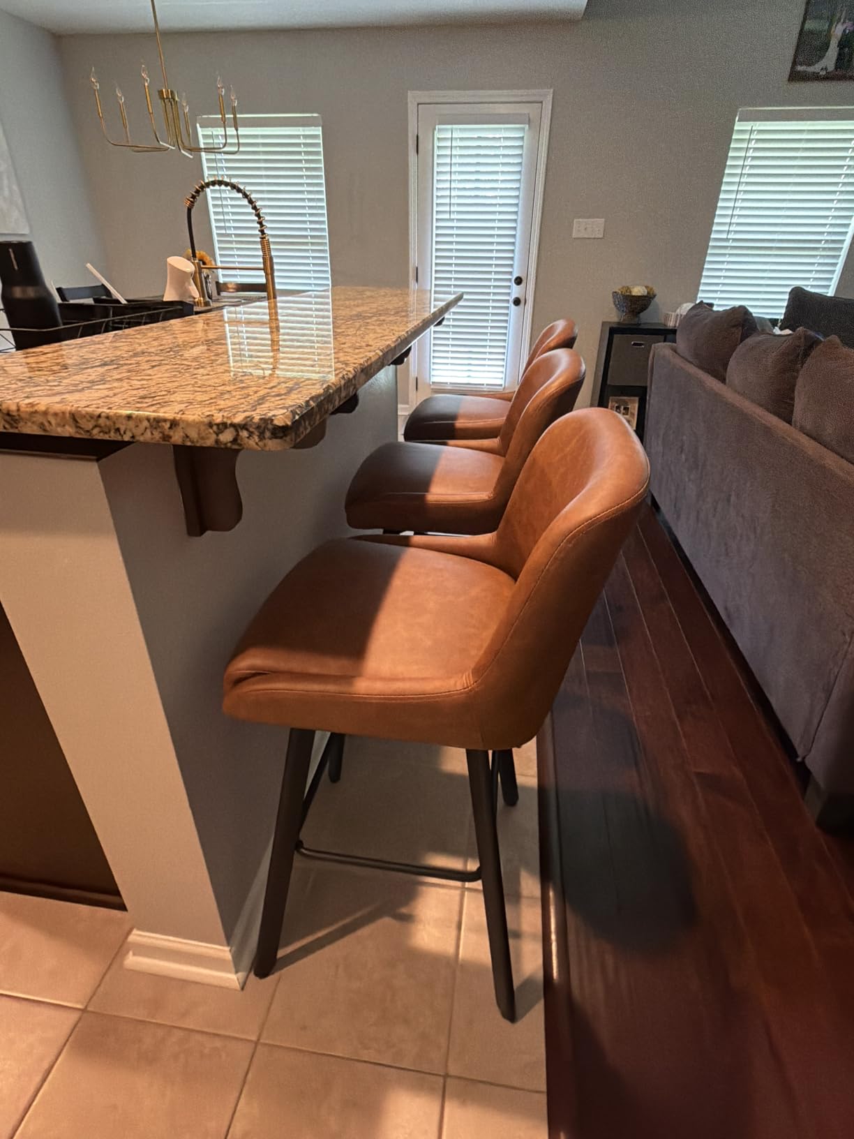 SAECKBERG Swivel Bar Stools Set of 2, 26H Upholstered Barstools with Backs, Modern Counter Height Bar Stool Chairs for Kitchen Island, Metal Legs, Faux Leather, Brown Counter Stools customer photo 1