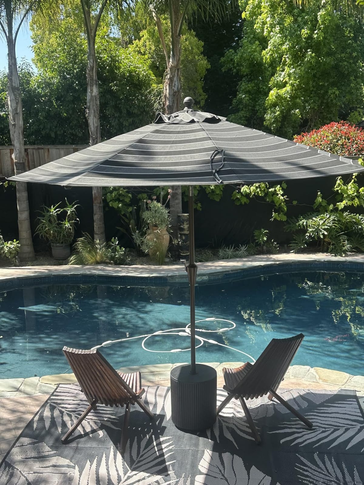 ABCCANOPY OLEFIN® 5-Year No Fading 9FT Patio Umbrella(Burgundy Stripe) | Fade & UV Resistant Fabric, 8 Fiberglass Ribs, Wind Vent, Crank Lift & Tilt, Outdoor Table Umbrella for Deck, Backyard, Yard customer photo 2
